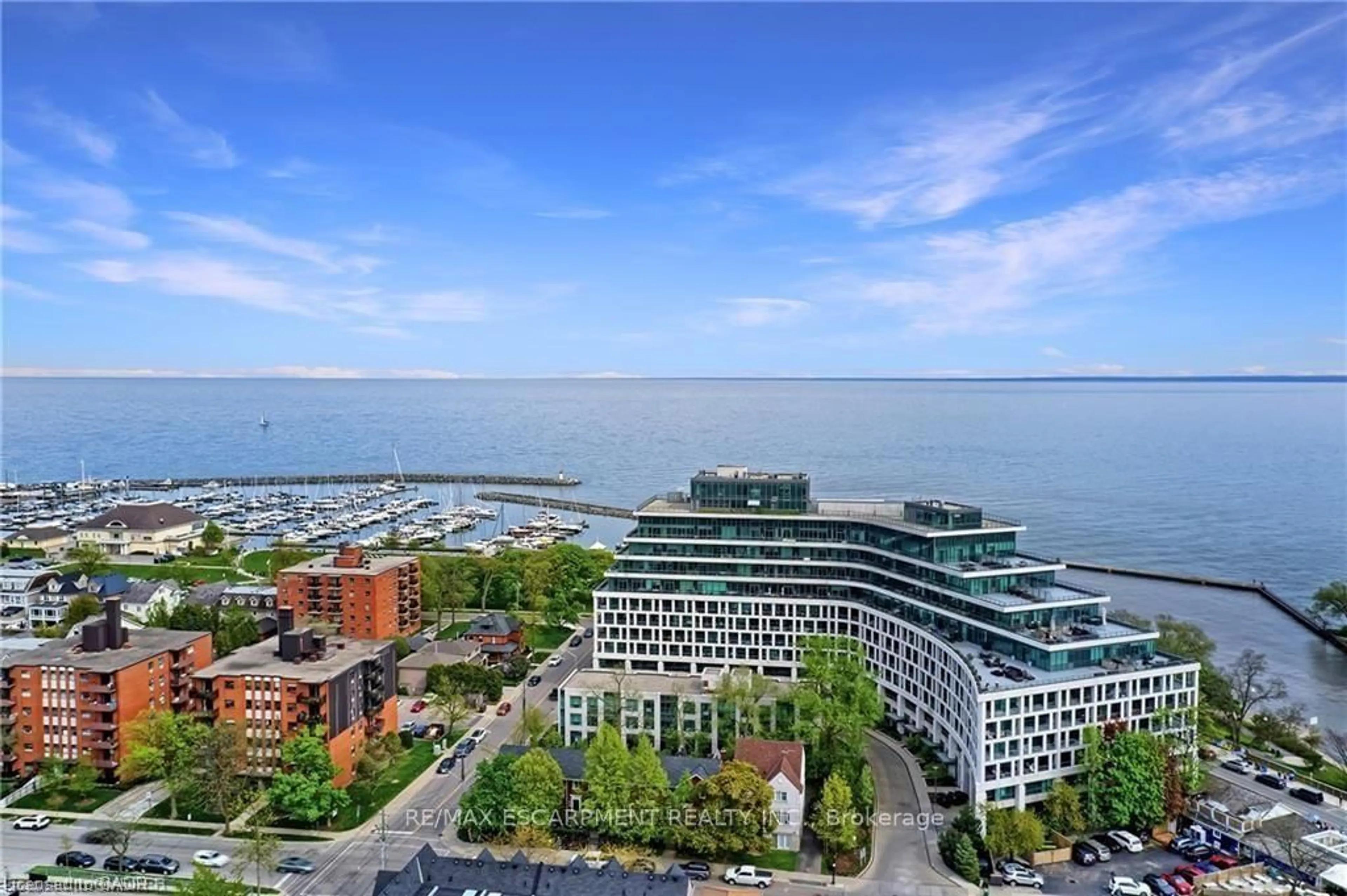 A pic from outside/outdoor area/front of a property/back of a property/a pic from drone, water/lake/river/ocean view for 11 BRONTE Rd #703, Oakville Ontario L6L 0E1