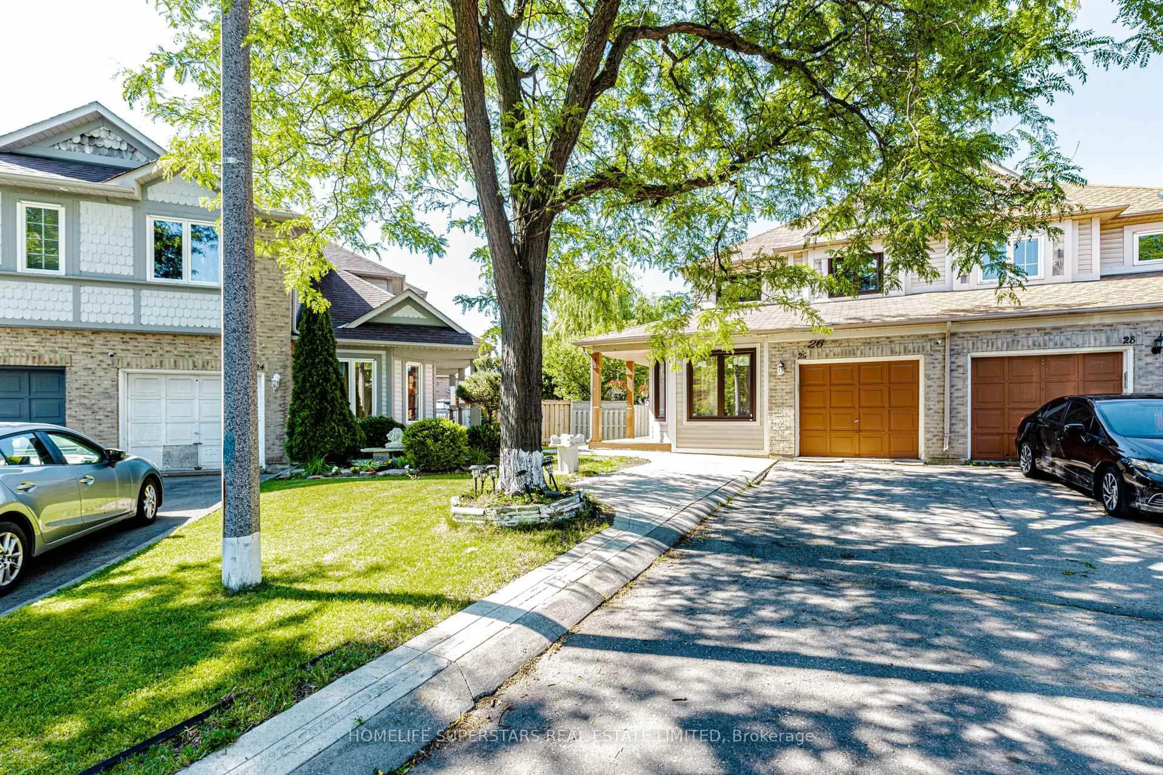 Home with brick exterior material, street for 26 Amazon Crt, Brampton Ontario L6R 1C7