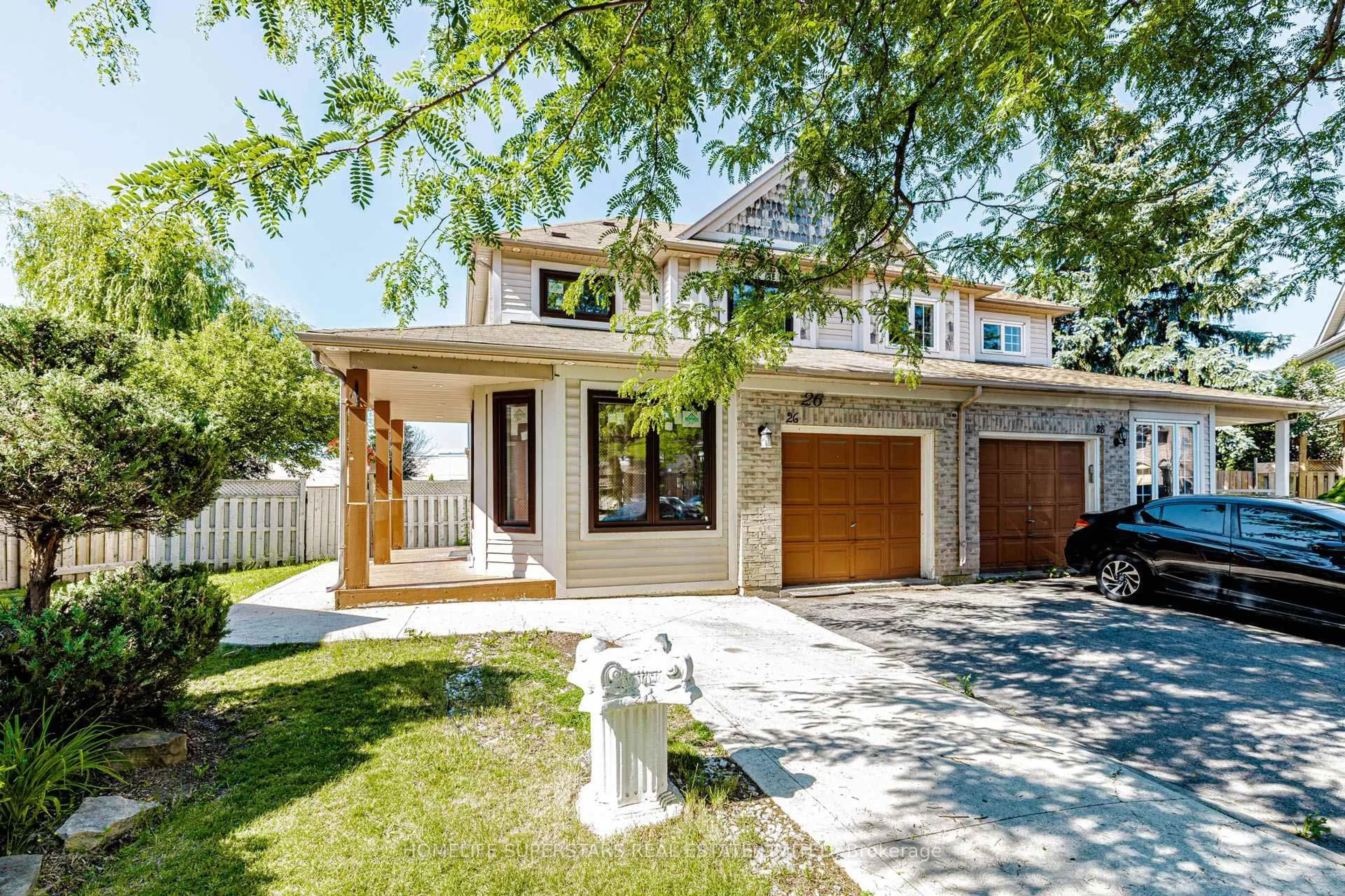 Home with brick exterior material, street for 26 Amazon Crt, Brampton Ontario L6R 1C7
