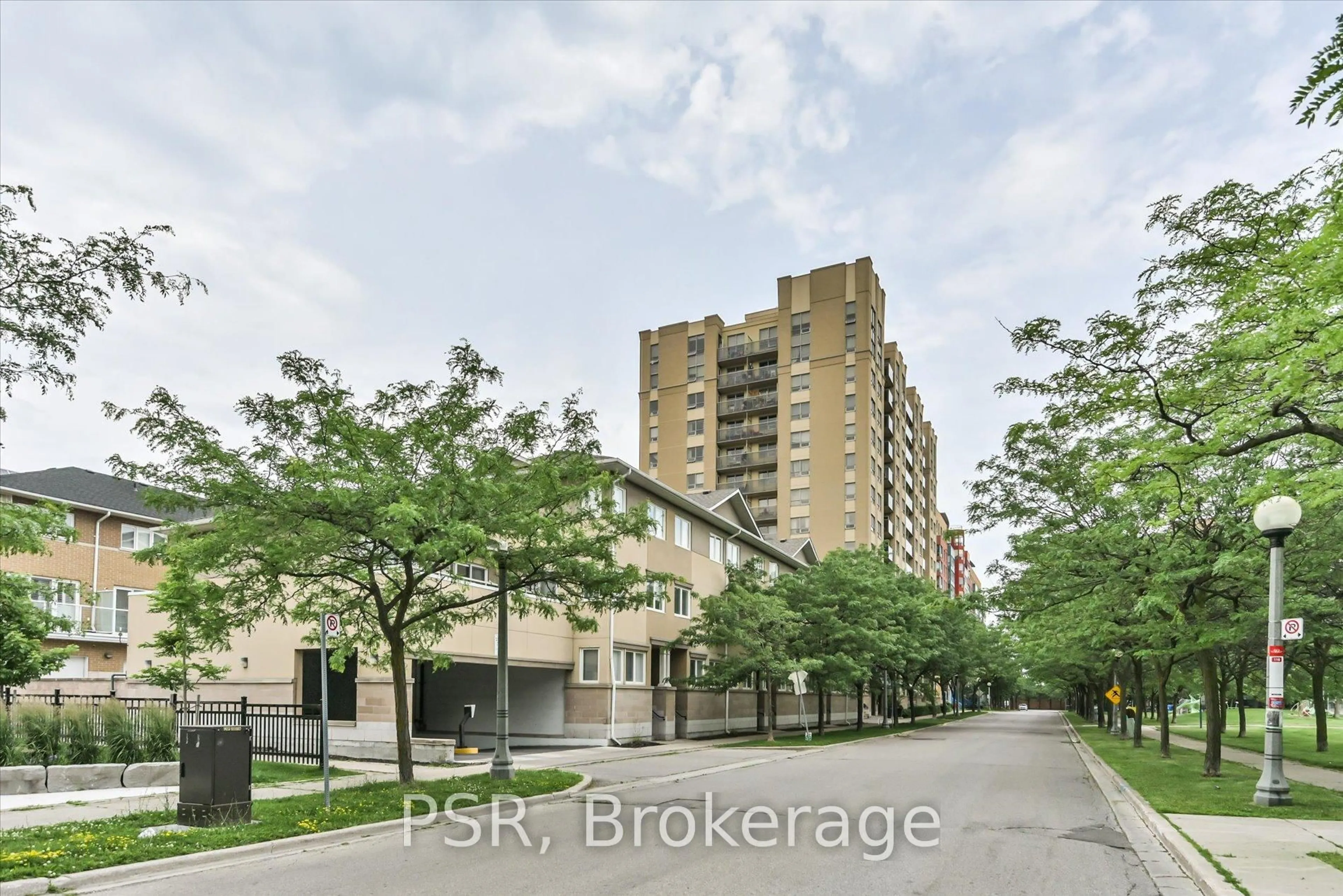 Patio, street for 4 Elsinore Path #404, Toronto Ontario M8V 4G7