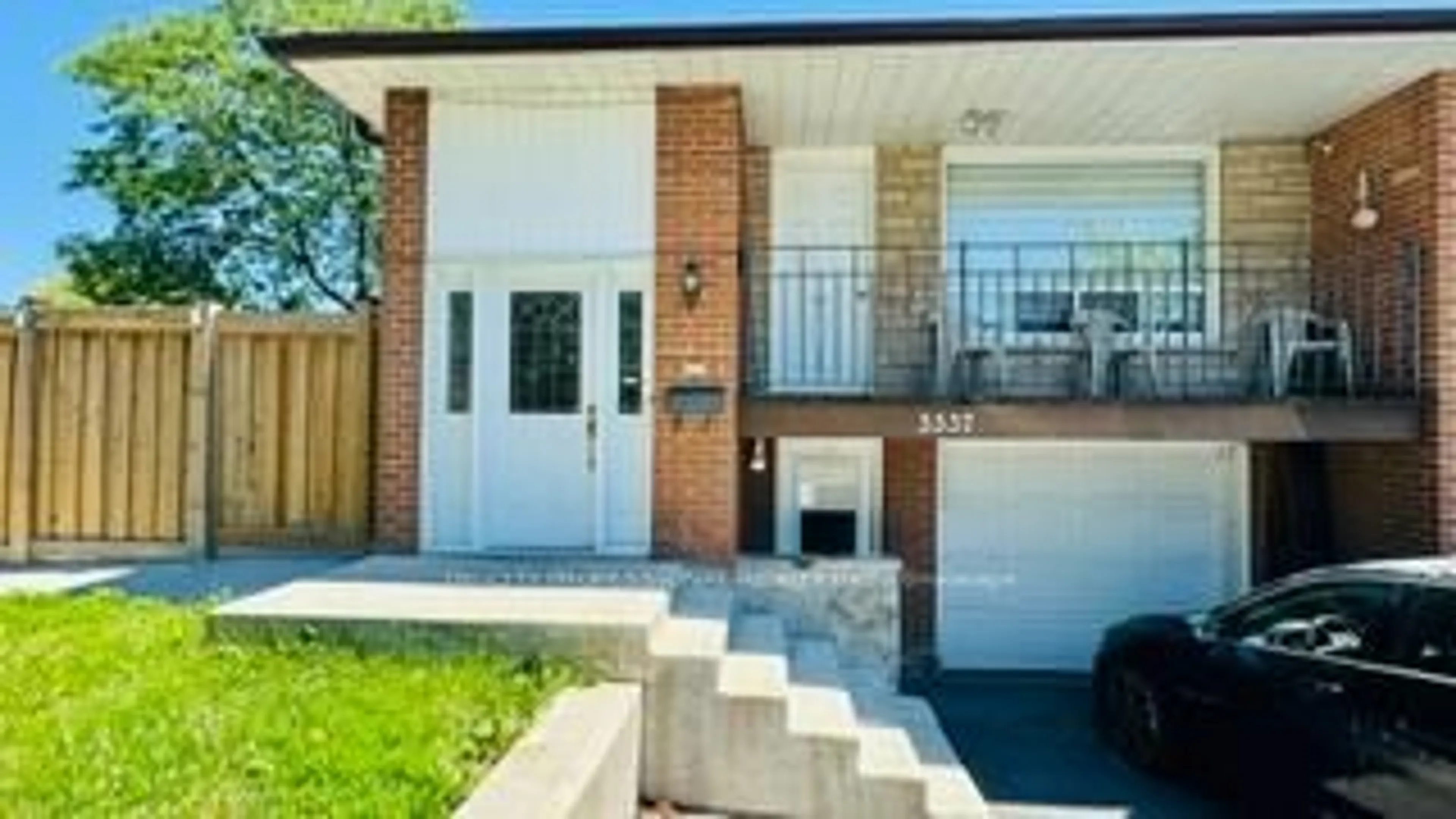 Home with brick exterior material, street for 3337 Homark Dr, Mississauga Ontario L4Y 2K5