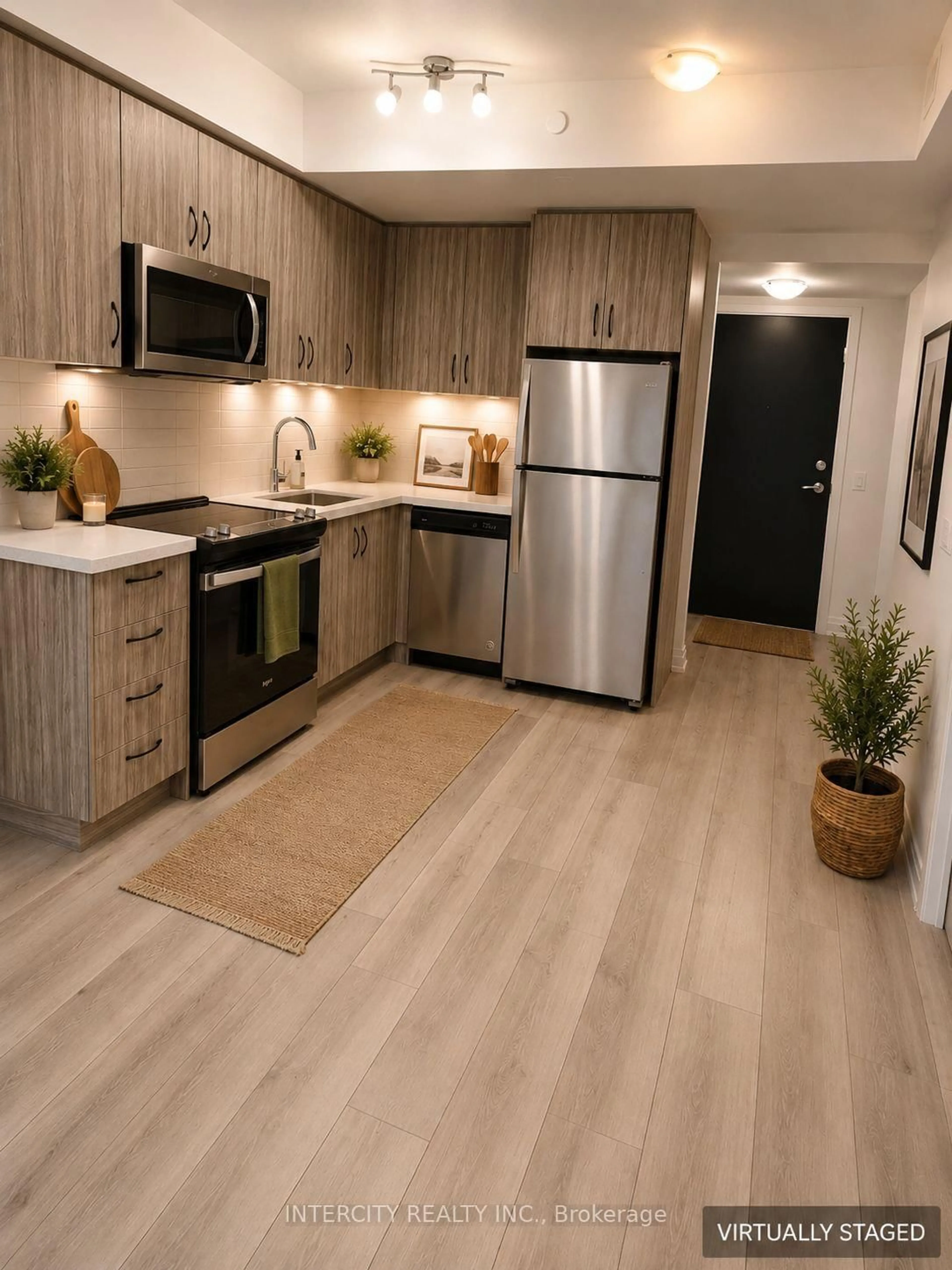 Open concept kitchen, unknown for 85 Attmar Dr #225, Brampton Ontario L6P 0Y6