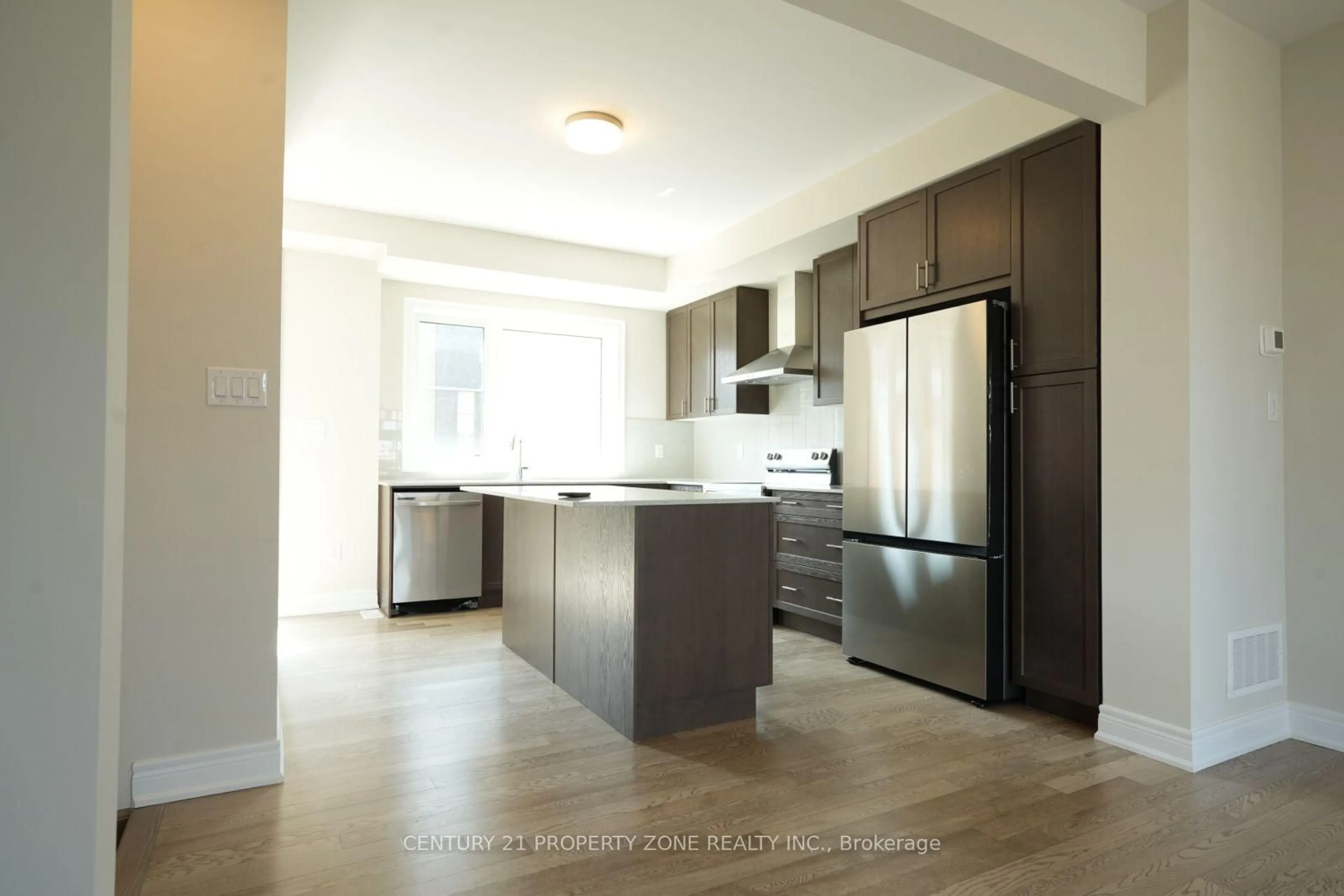 Open concept kitchen, unknown for 2273 Turnberry Rd #52, Burlington Ontario L7M 2B2