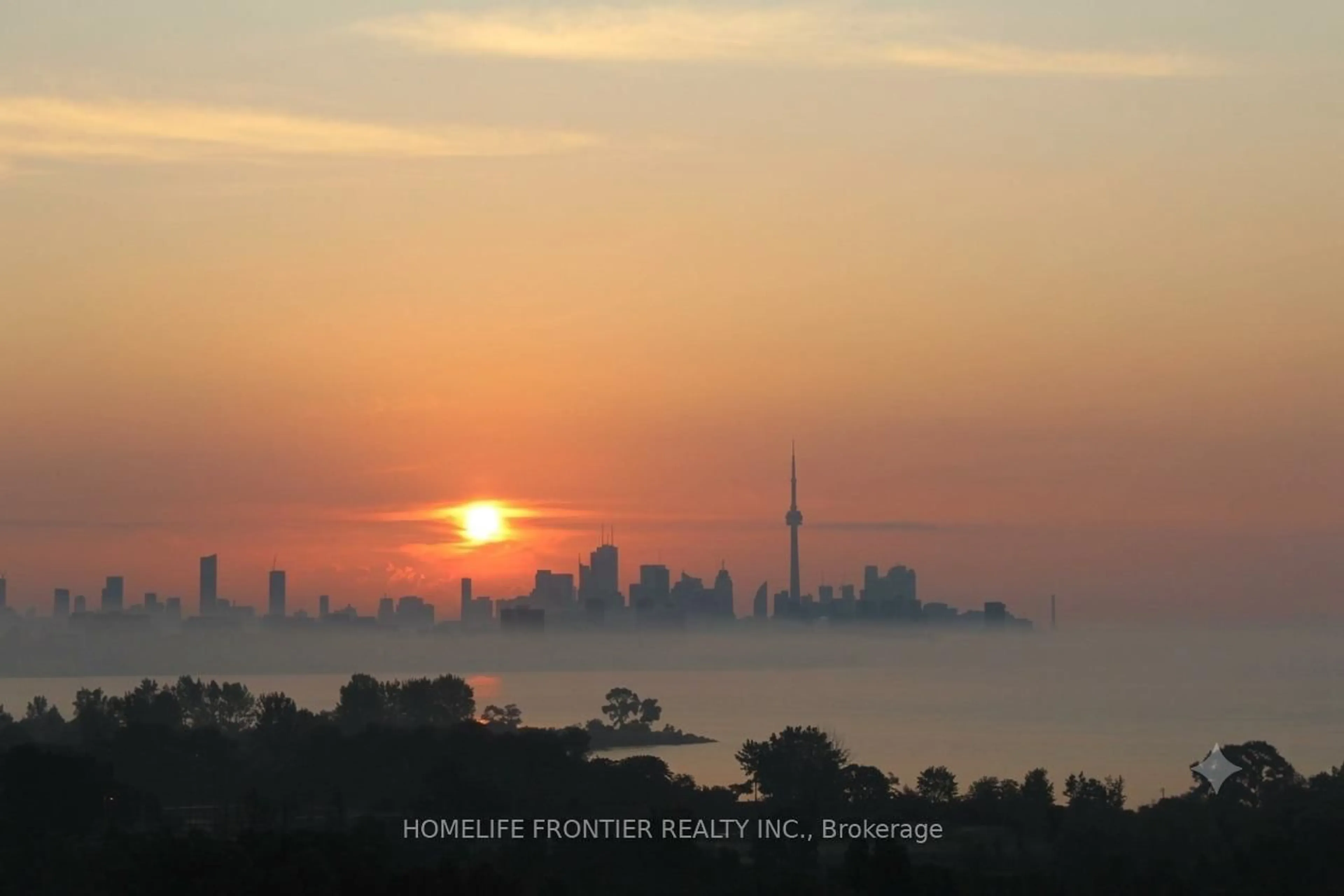 Blurry image for 2261 Lakeshore Blvd #611, Toronto Ontario M8V 3X1