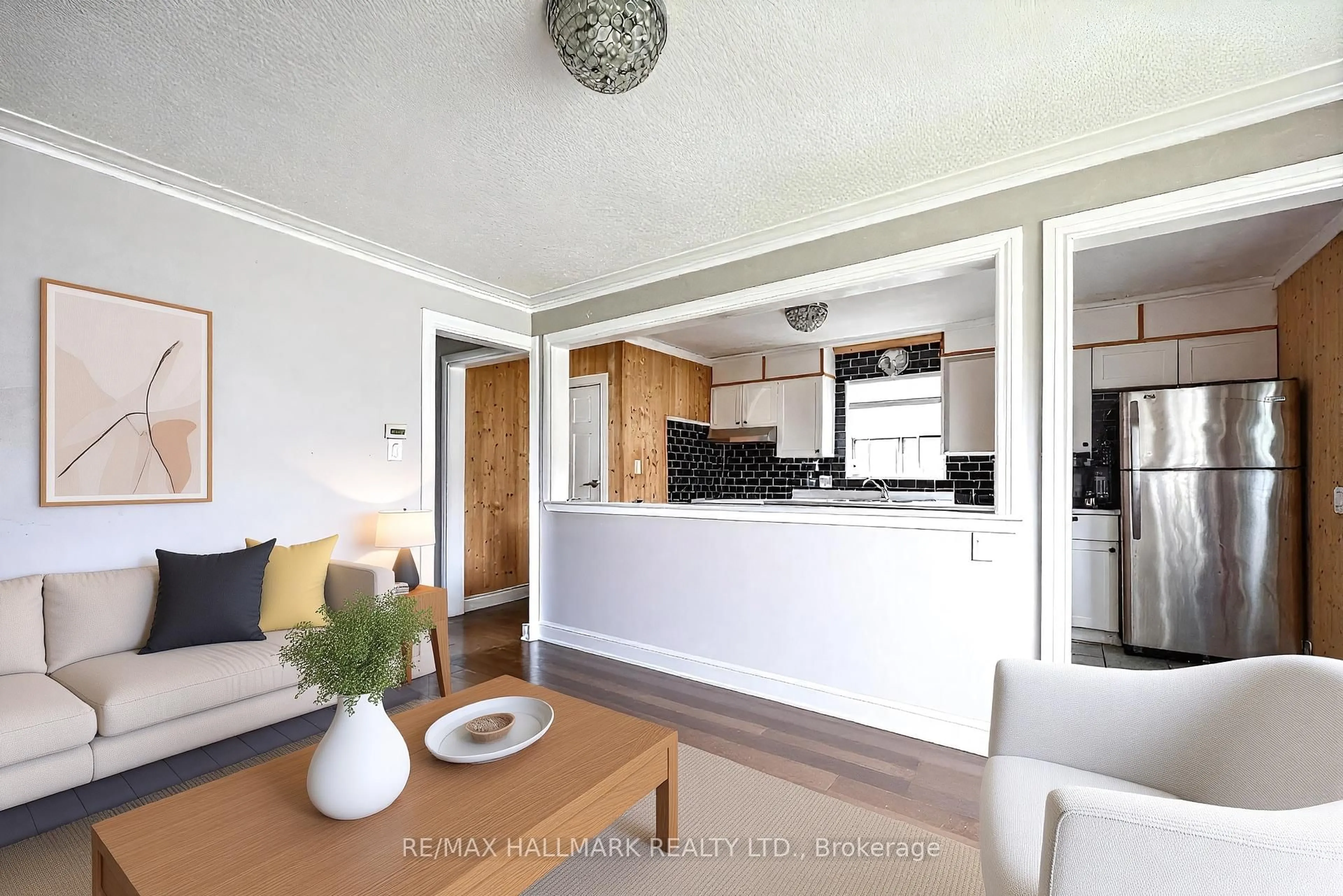 Open concept kitchen, unknown for 139 Kitchener Ave, Toronto Ontario M6E 2B9