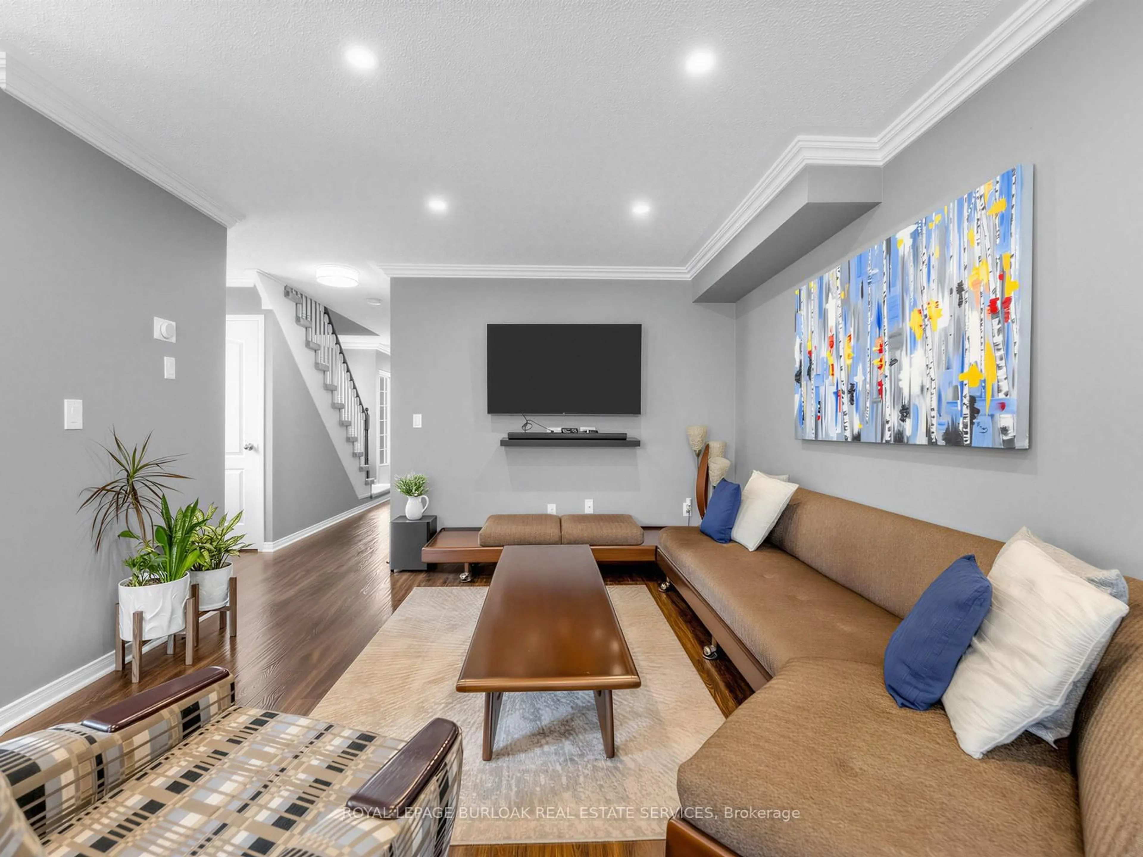 Living room with furniture, unknown for 710 Spring Gardens Rd #65, Burlington Ontario L7T 4K7