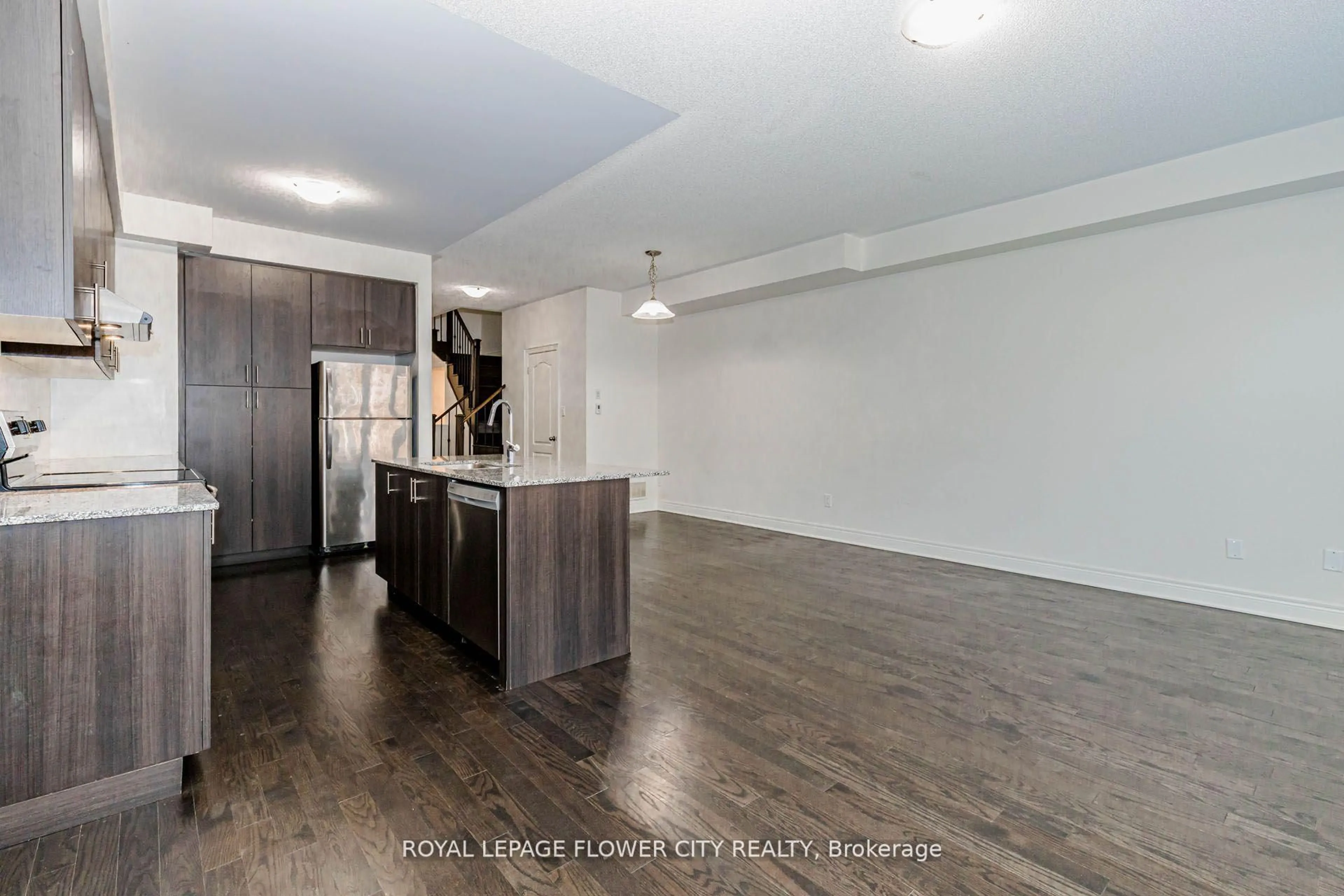 Open concept kitchen, unknown for 462 Sheaffe Pl, Milton Ontario L9E 1K1