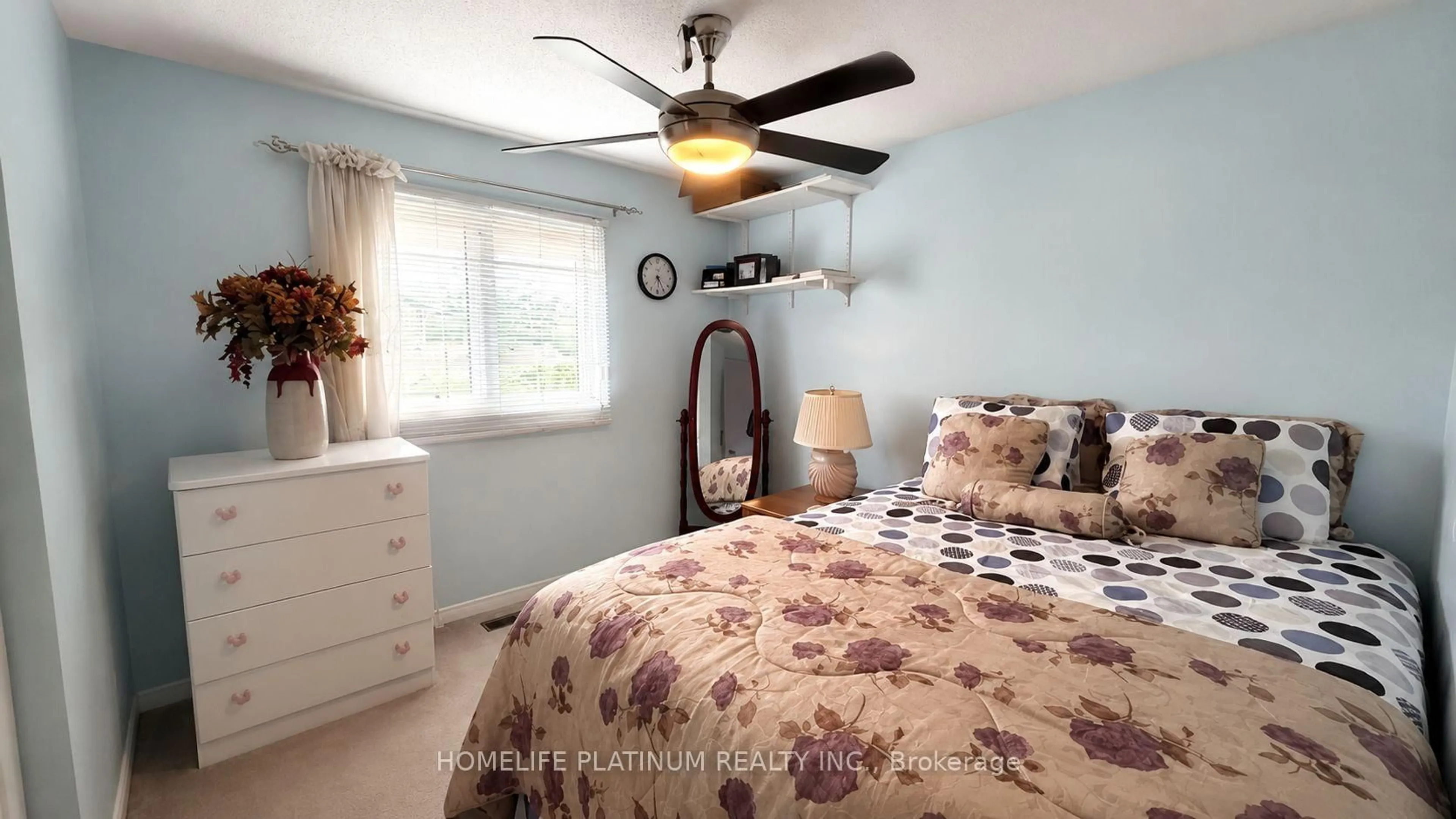 Bedroom with bed, unknown for 59 Martindale Cres, Brampton Ontario L6X 2V7