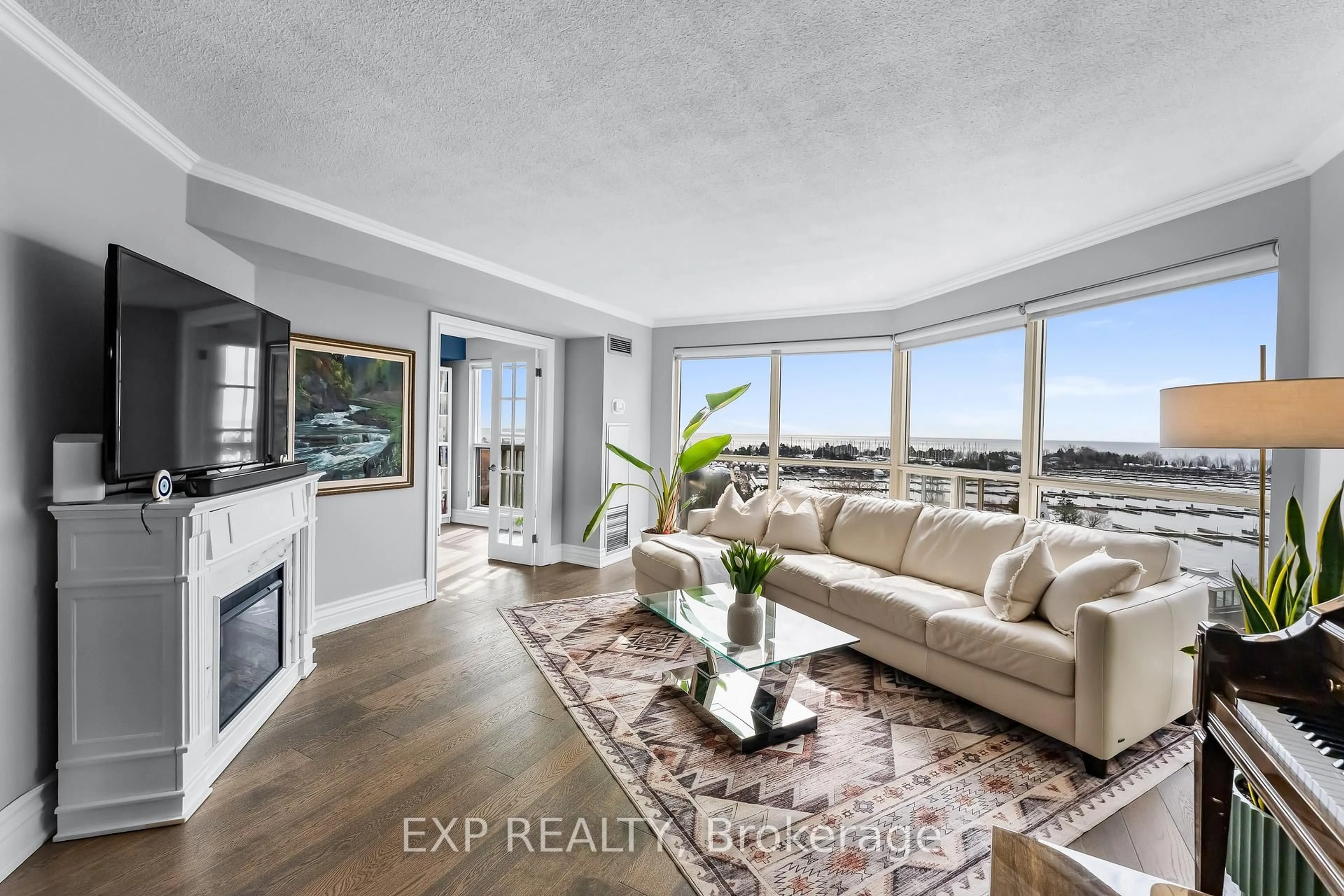 Living room with furniture, unknown for 2261 Lake Shore Blvd #918, Toronto Ontario M8V 3X1