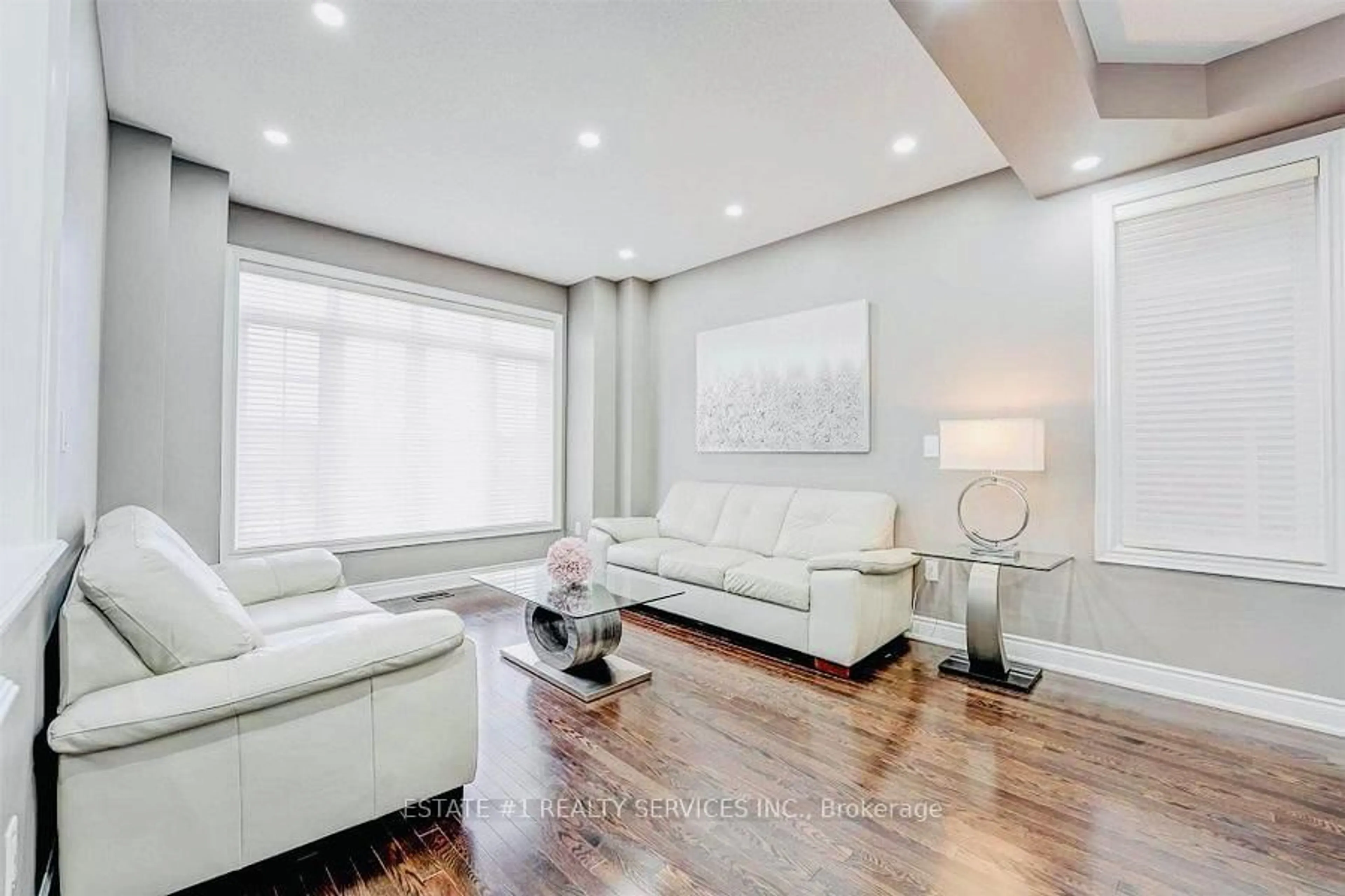 Living room with furniture, unknown for 20 Maybeck Dr, Brampton Ontario L6X 0Z1