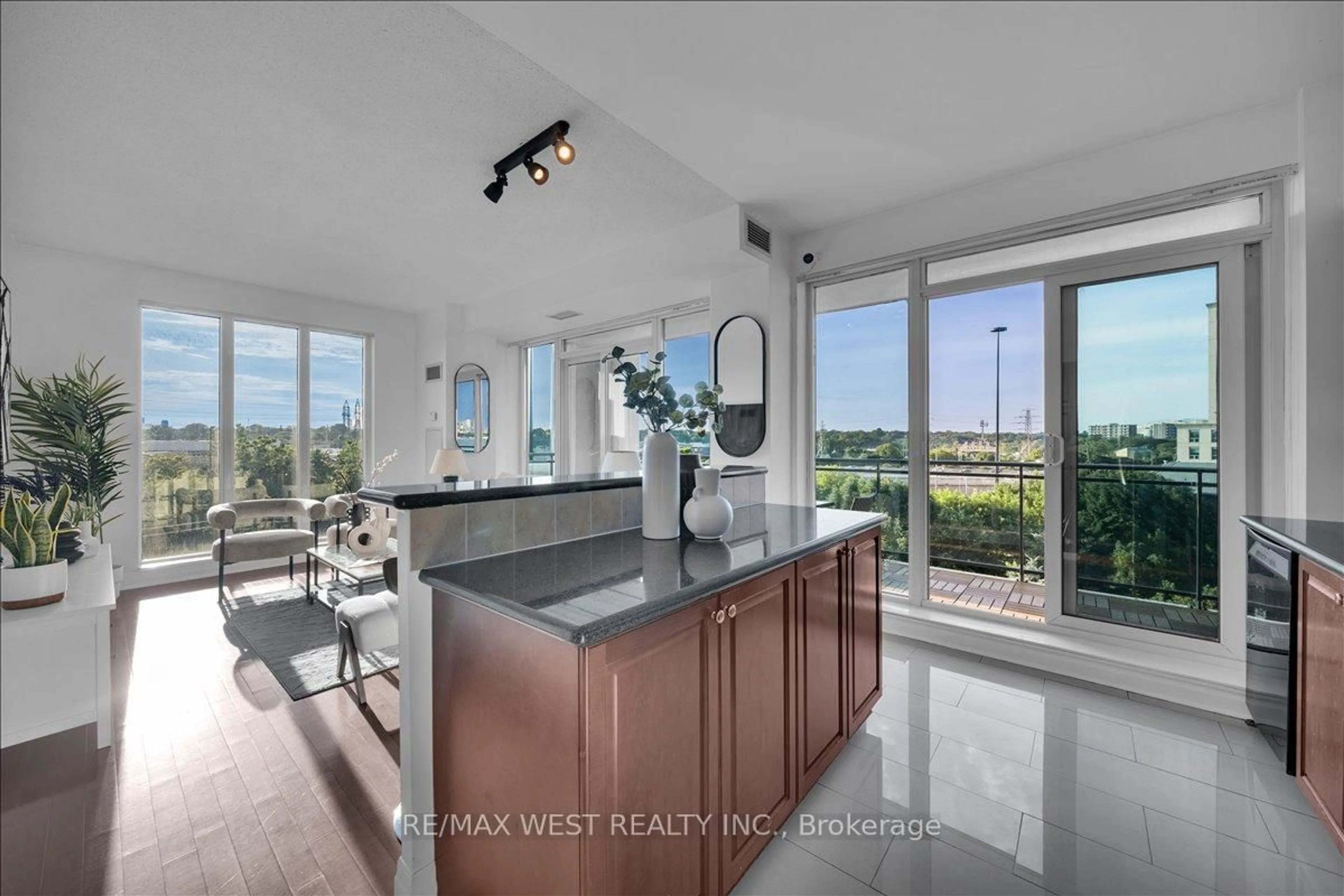 Open concept kitchen, ceramic/tile floor for 2119 Lake Shore Blvd #604, Toronto Ontario M8V 4E8