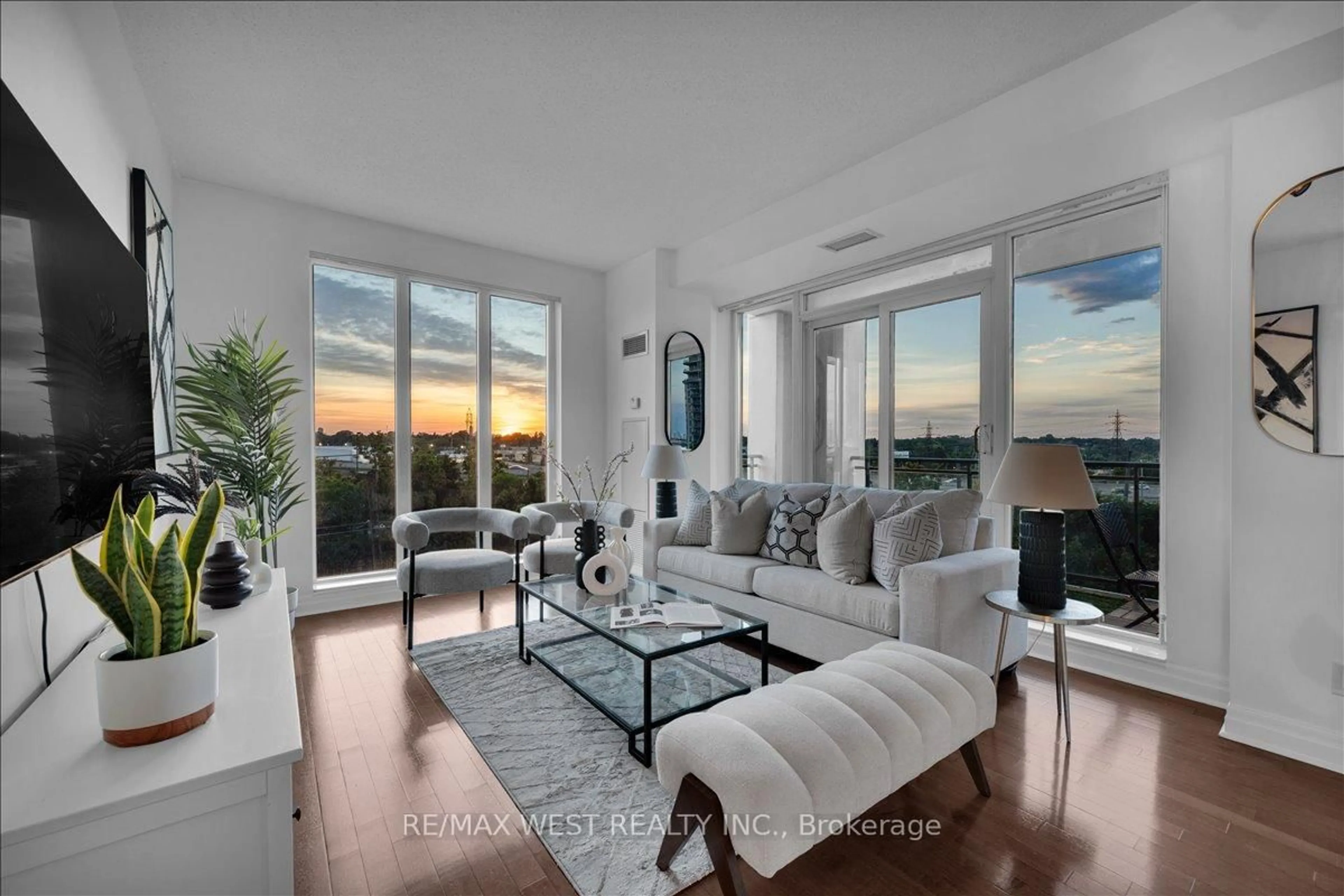 Living room with furniture, unknown for 2119 Lake Shore Blvd #604, Toronto Ontario M8V 4E8
