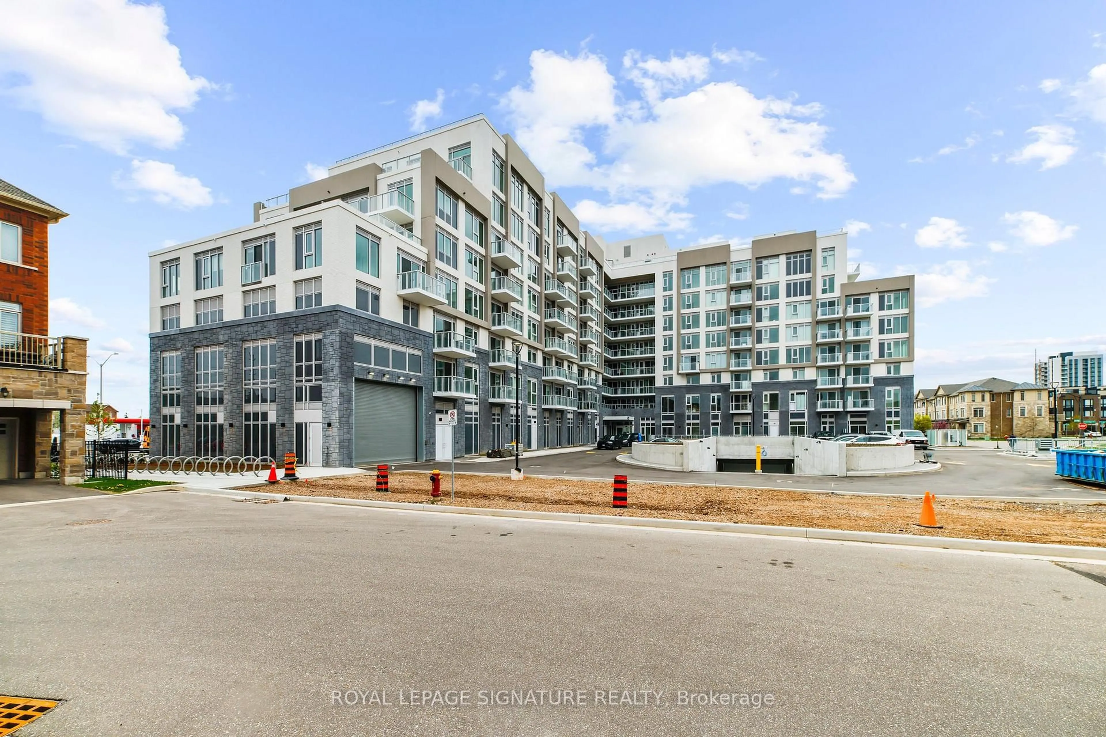 Unknown for 412 Silver Maple Rd #716, Oakville Ontario L6H 0S2