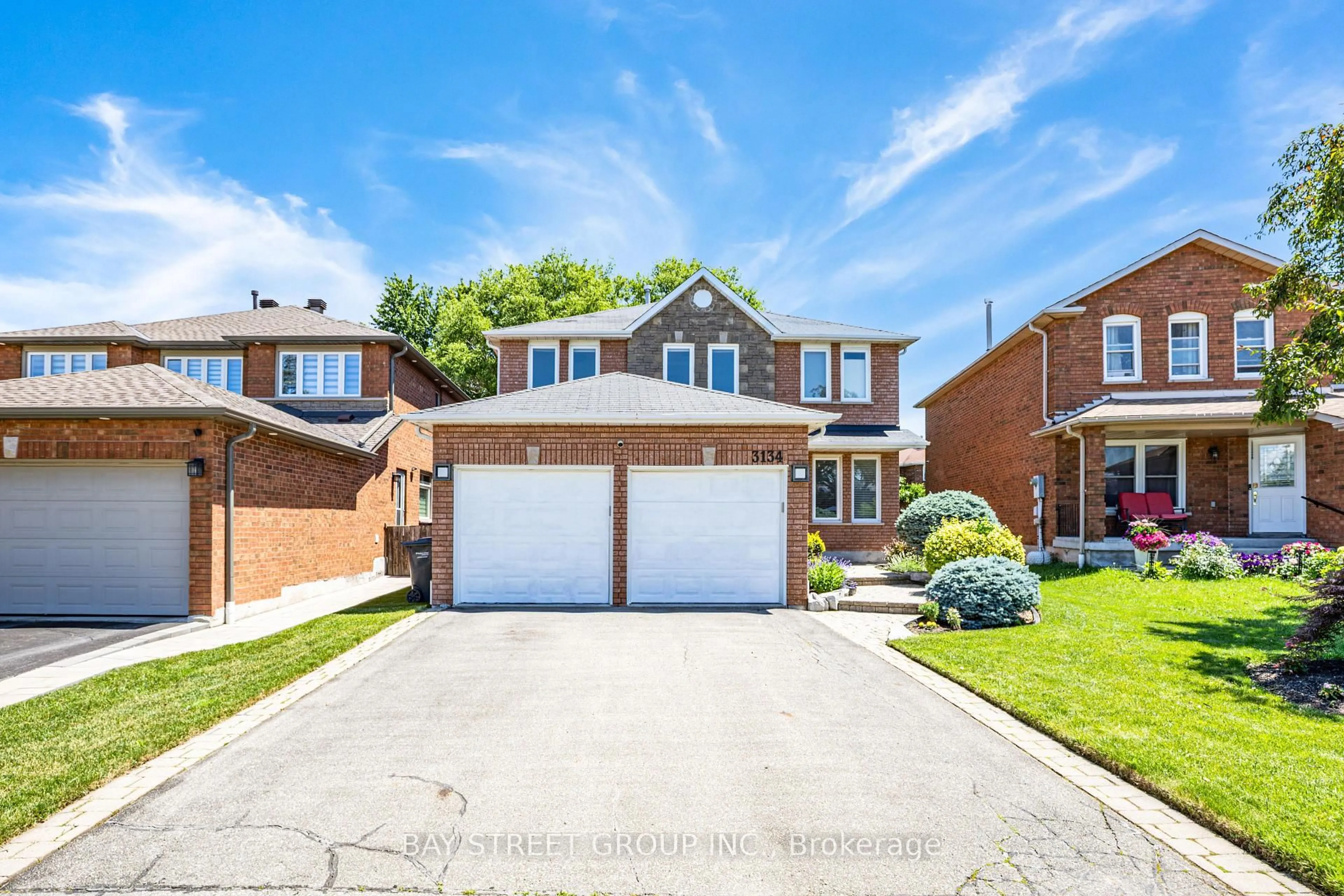 Home with brick exterior material, street for 3134 Orleans Rd, Mississauga Ontario L5L 5L4