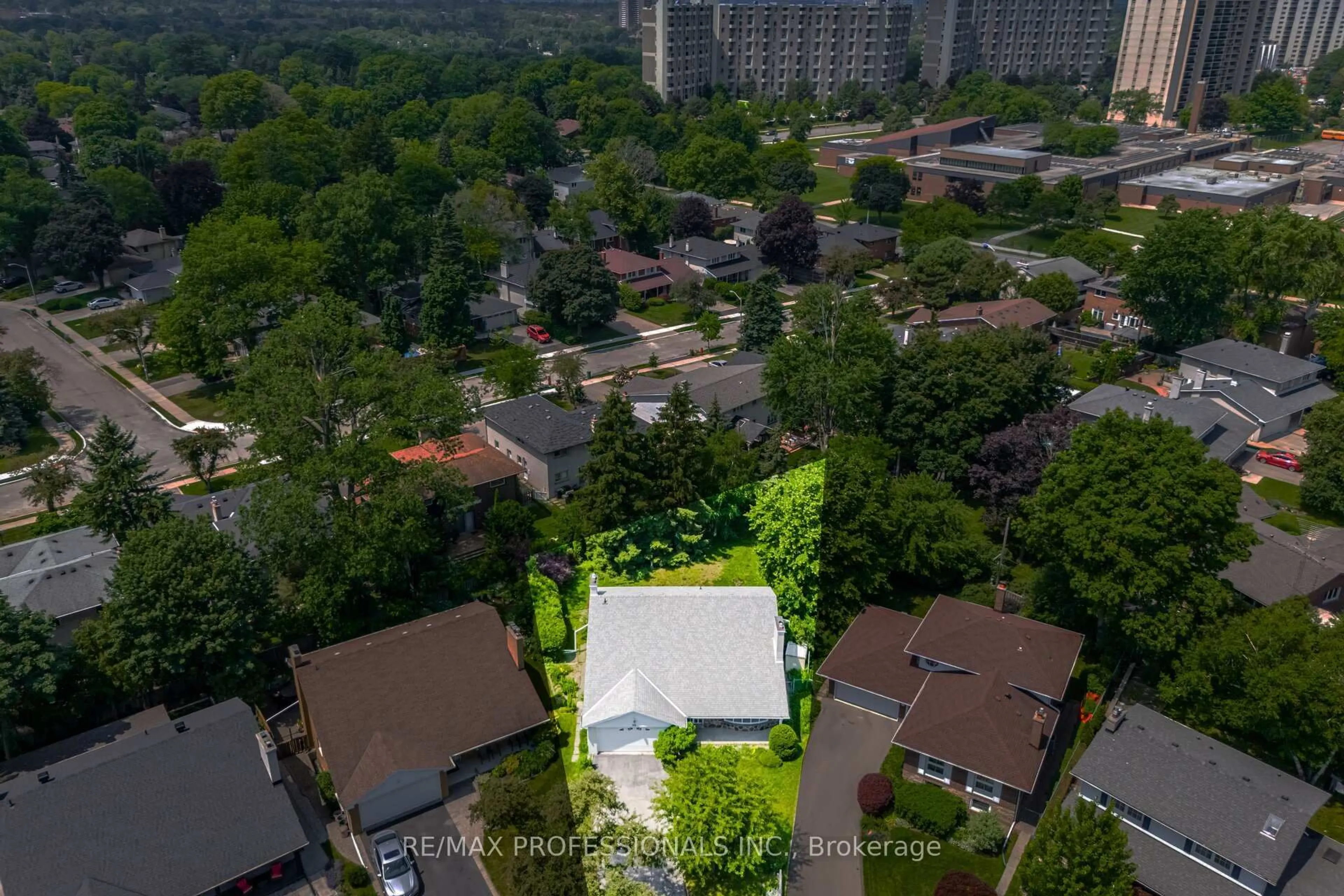 A pic from outside/outdoor area/front of a property/back of a property/a pic from drone, city buildings view from balcony for 30 Grasspoint Cres, Toronto Ontario M9C 2V1