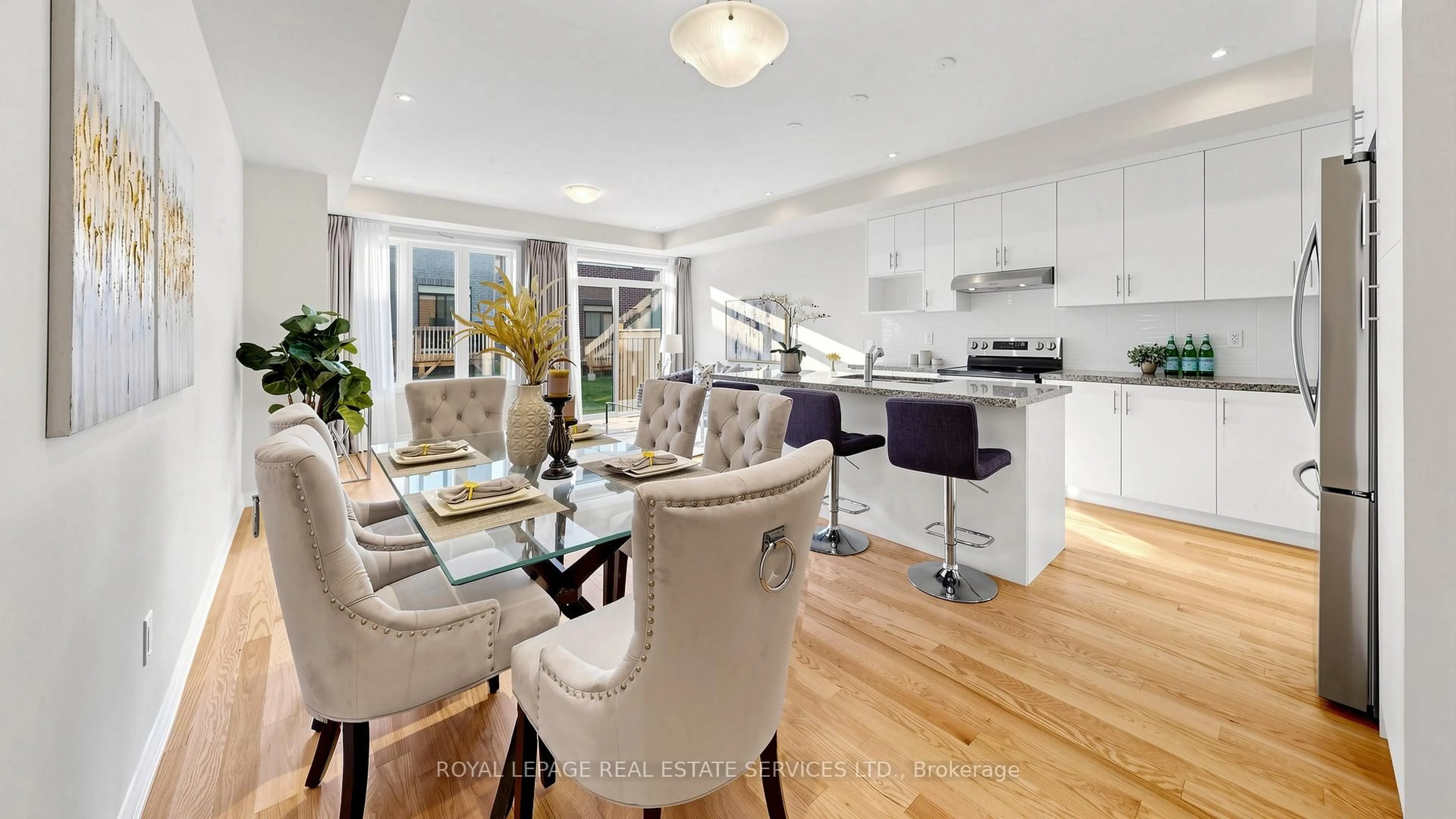 Open concept kitchen, unknown for 1413 Oakmont Common, Burlington Ontario L7P 3A6