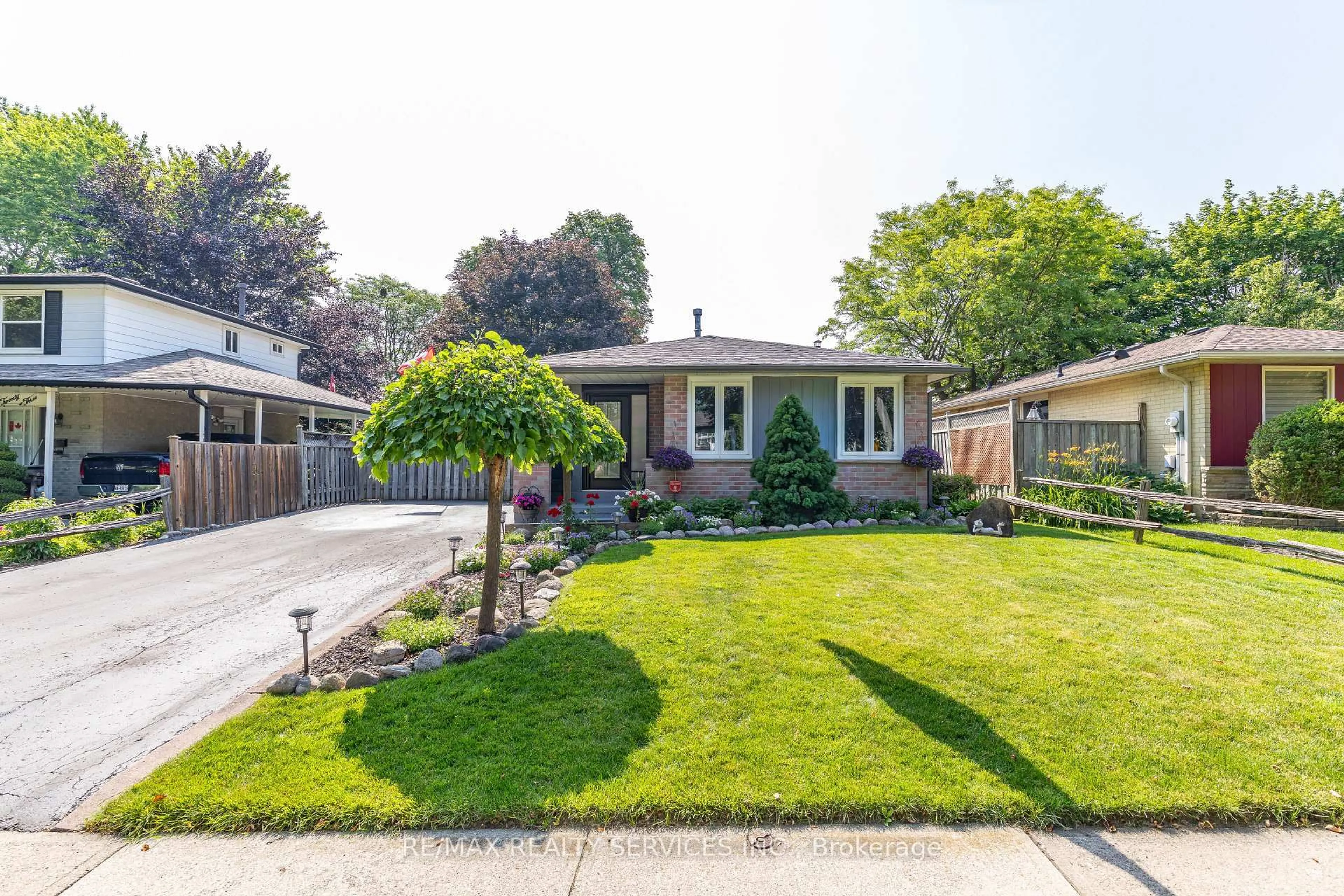 Unknown for 21 Herkley Dr, Brampton Ontario L6V 2E7