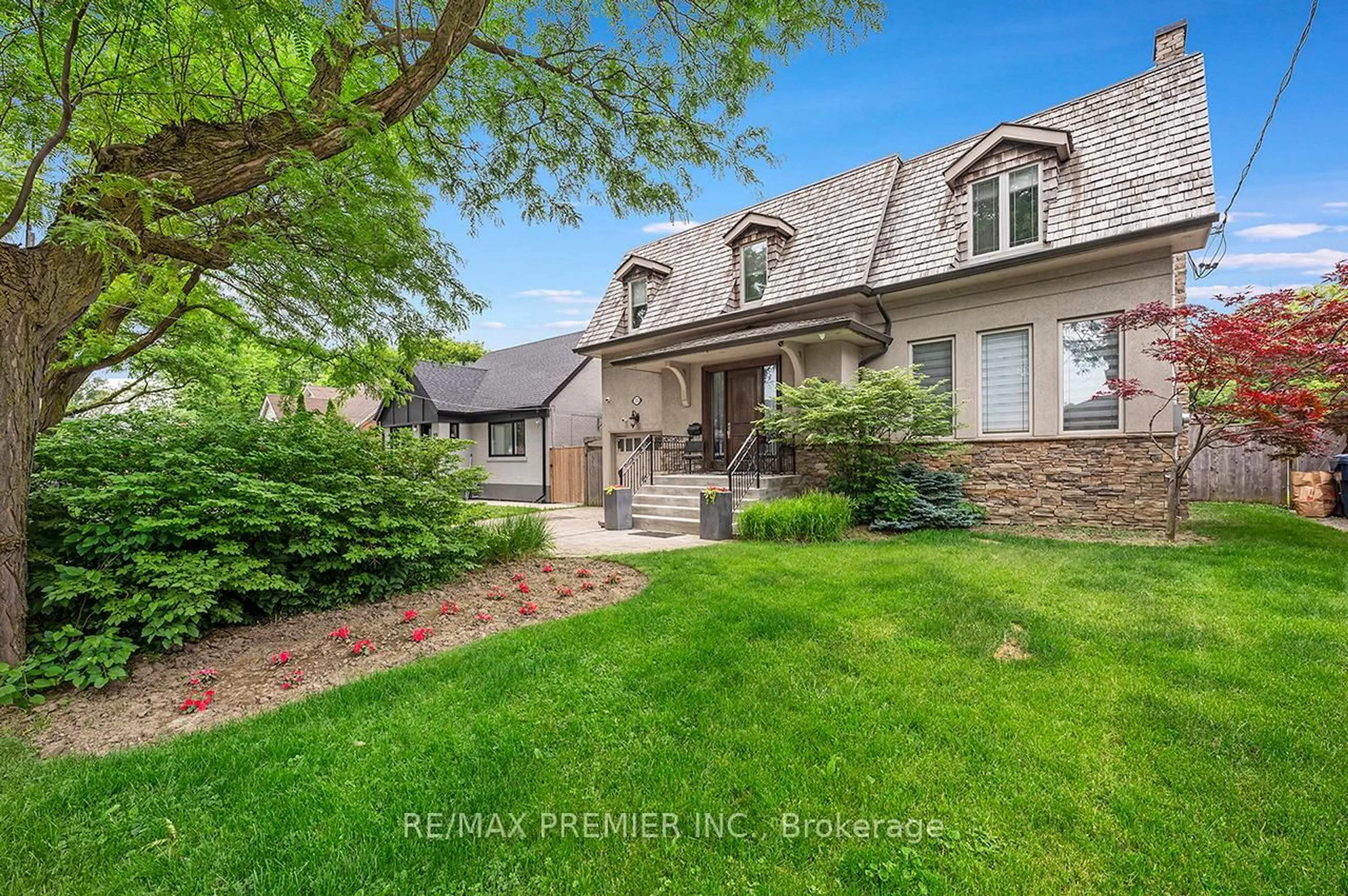 Unknown for 35 Yorkdale Cres, Toronto Ontario M9M 1C2