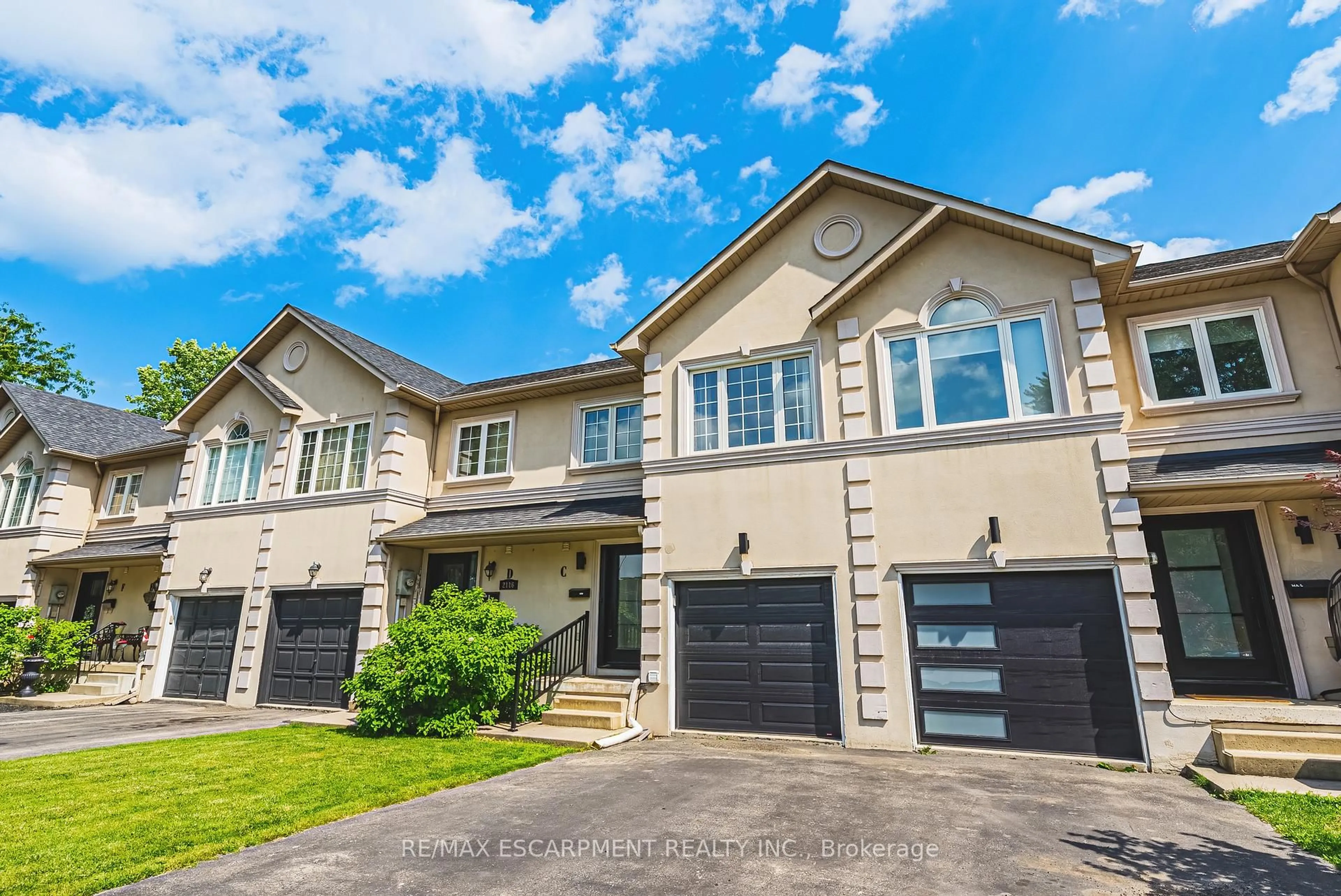 Unknown for 2116 Prospect St #C, Burlington Ontario L7R 1Y9