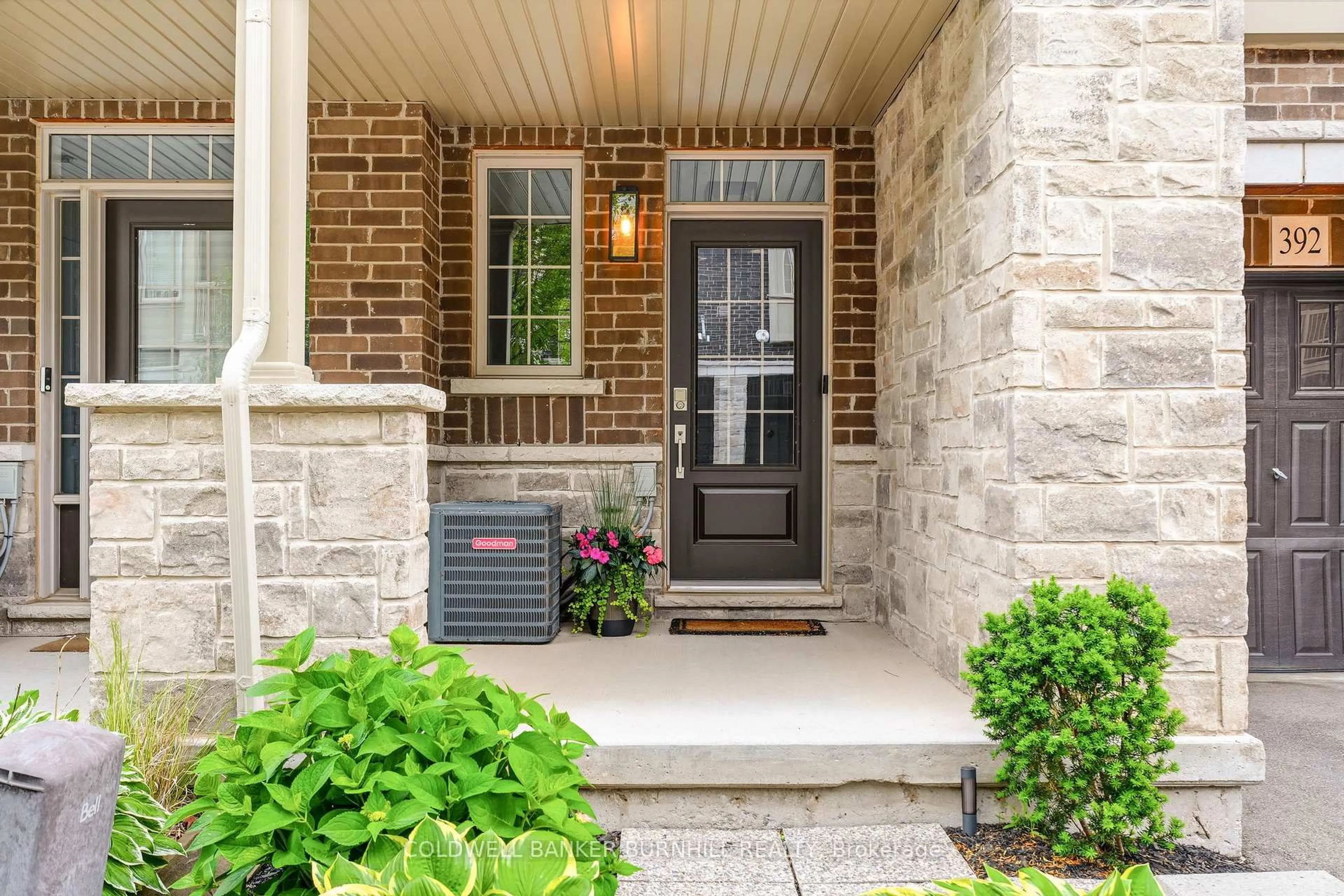 Unknown for 392 Cranbrook Common, Oakville Ontario L6H 0P9
