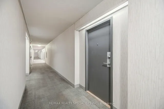 5 Rowntree Rd #805, Toronto 5