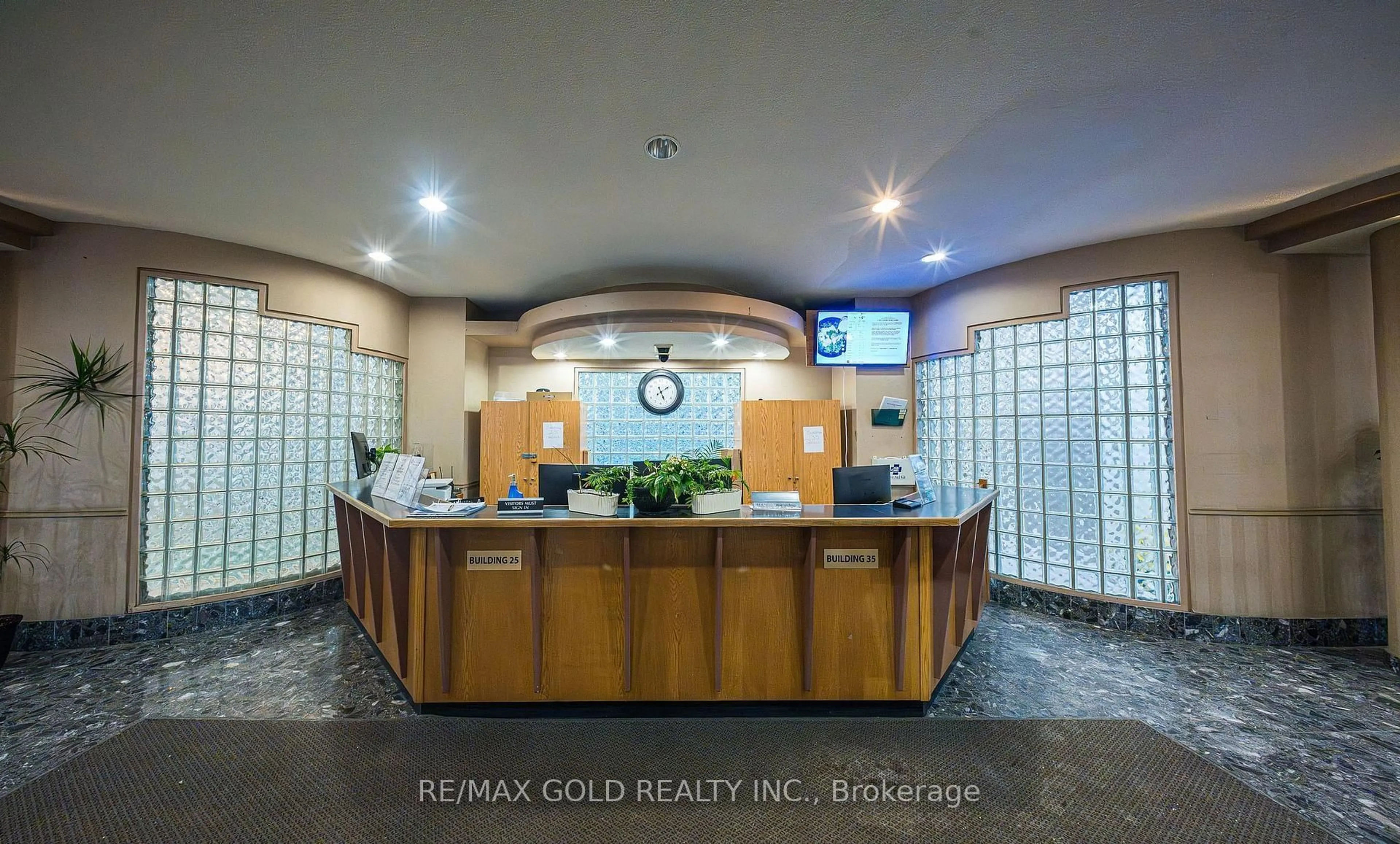 Lobby for 35 Trailwood Dr #1112, Mississauga Ontario L4Z 3L6