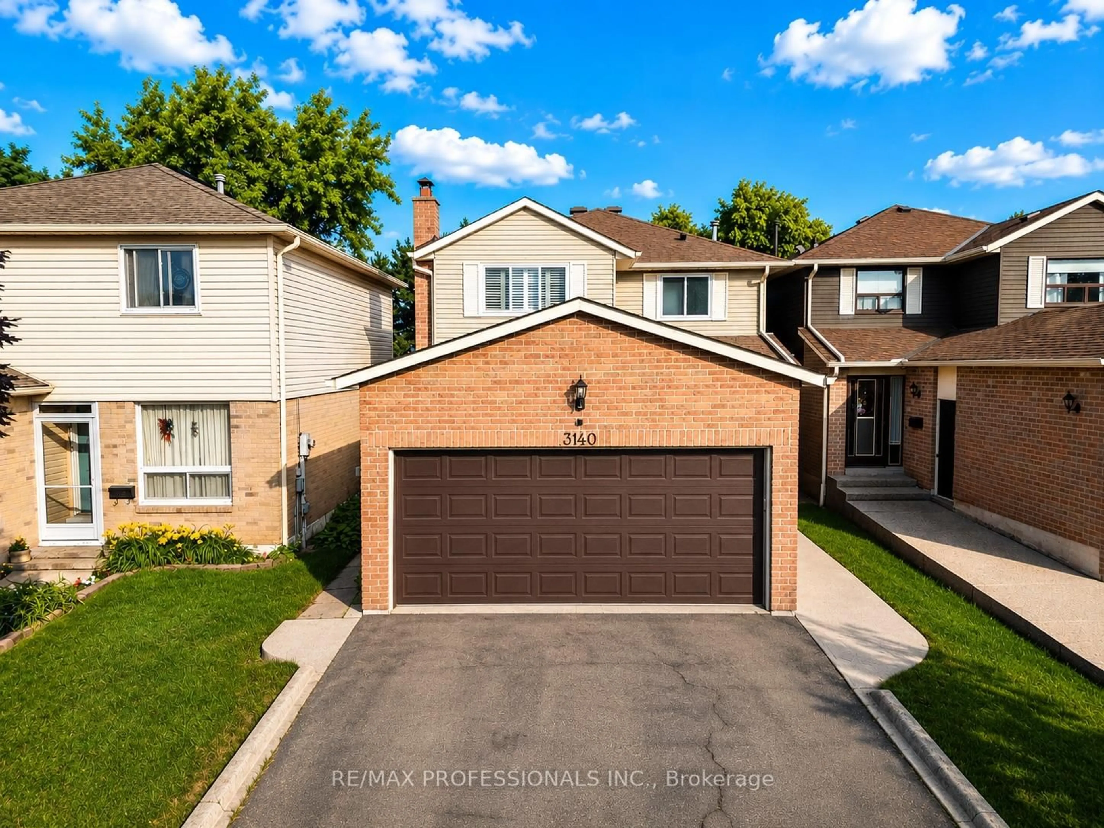 Home with brick exterior material, street for 3140 Anderson Cres, Mississauga Ontario L5N 2Y5