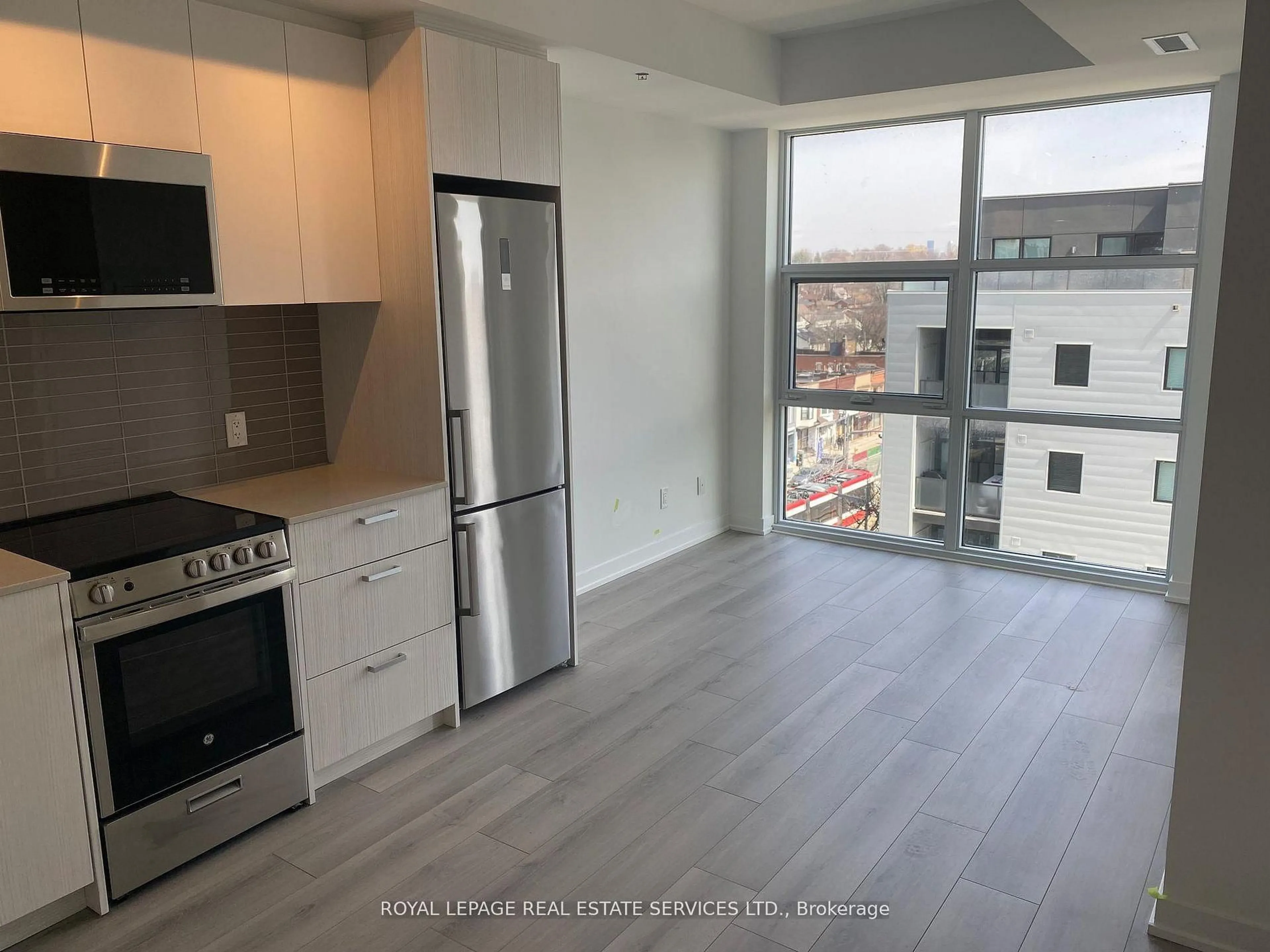 Open concept kitchen, unknown for 1787 St Clair Ave #621, Toronto Ontario M6N 1J6