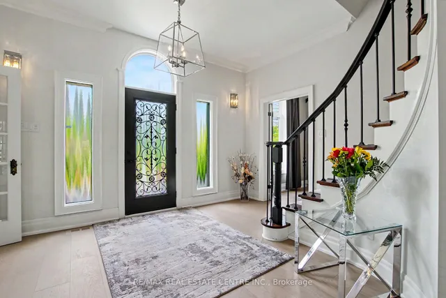 130 Crawford Cres, Milton 3