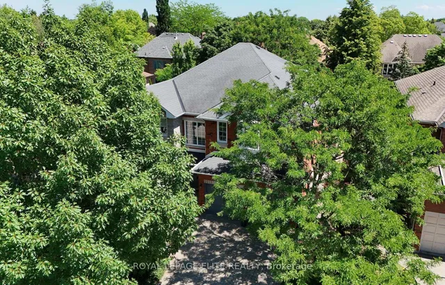 1019 Skyvalley Cres, Oakville 3