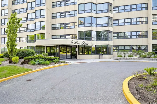 8 Lisa St #2207, Brampton 4
