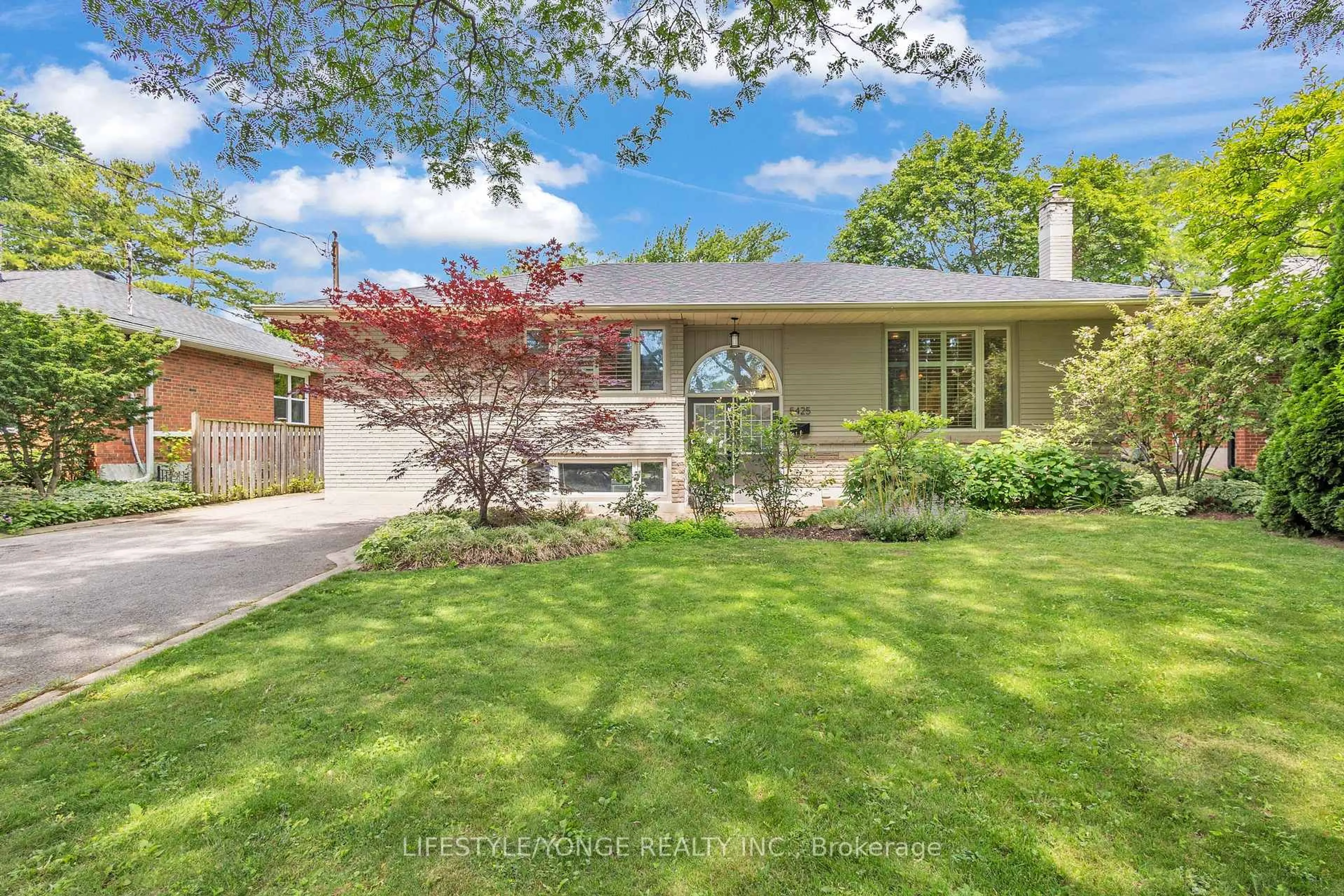Unknown for 5425 Winston Rd, Burlington Ontario L7L 3B3