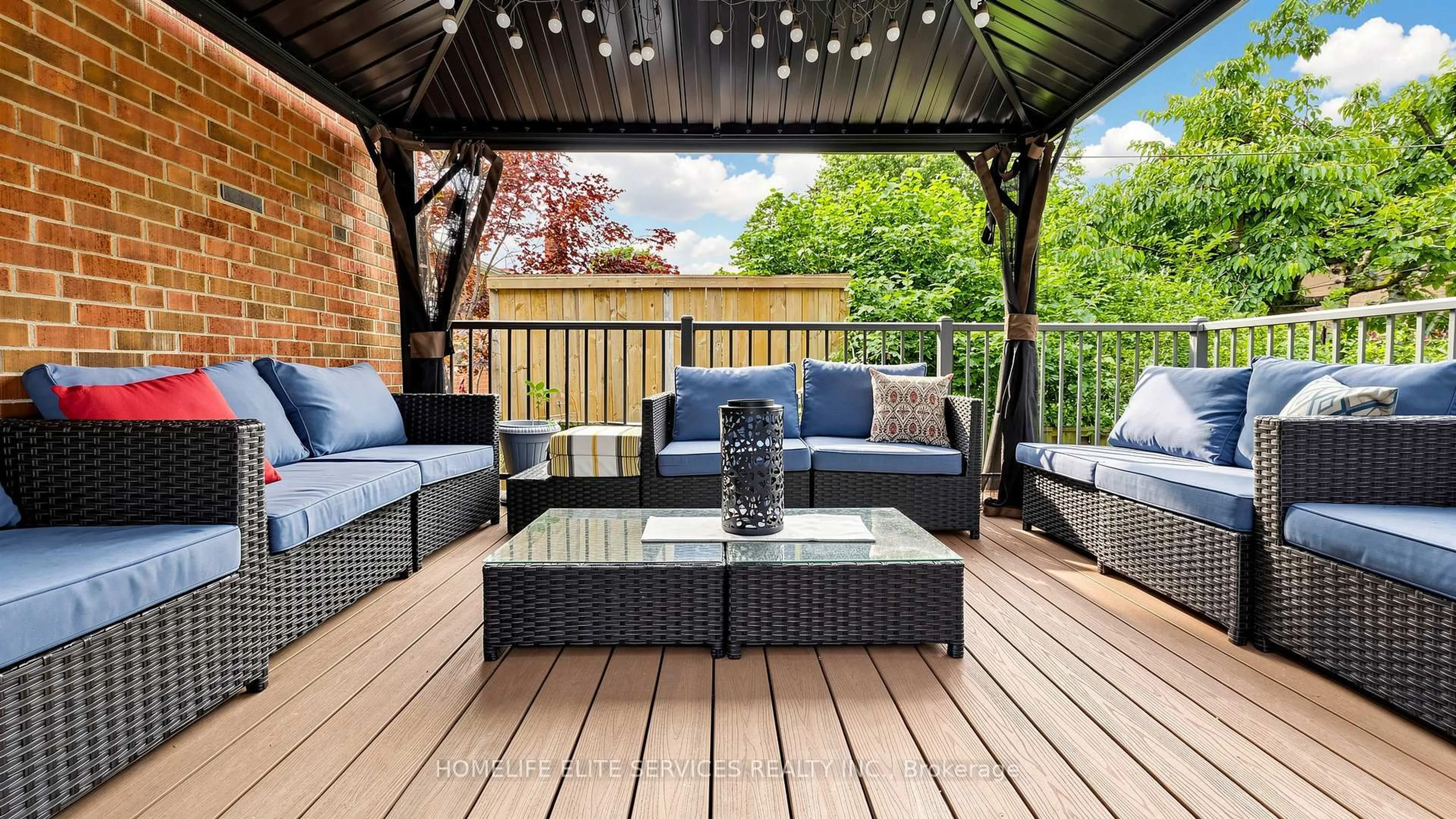 Patio, street for 1 Helsby Cres, Toronto Ontario M8W 4V7
