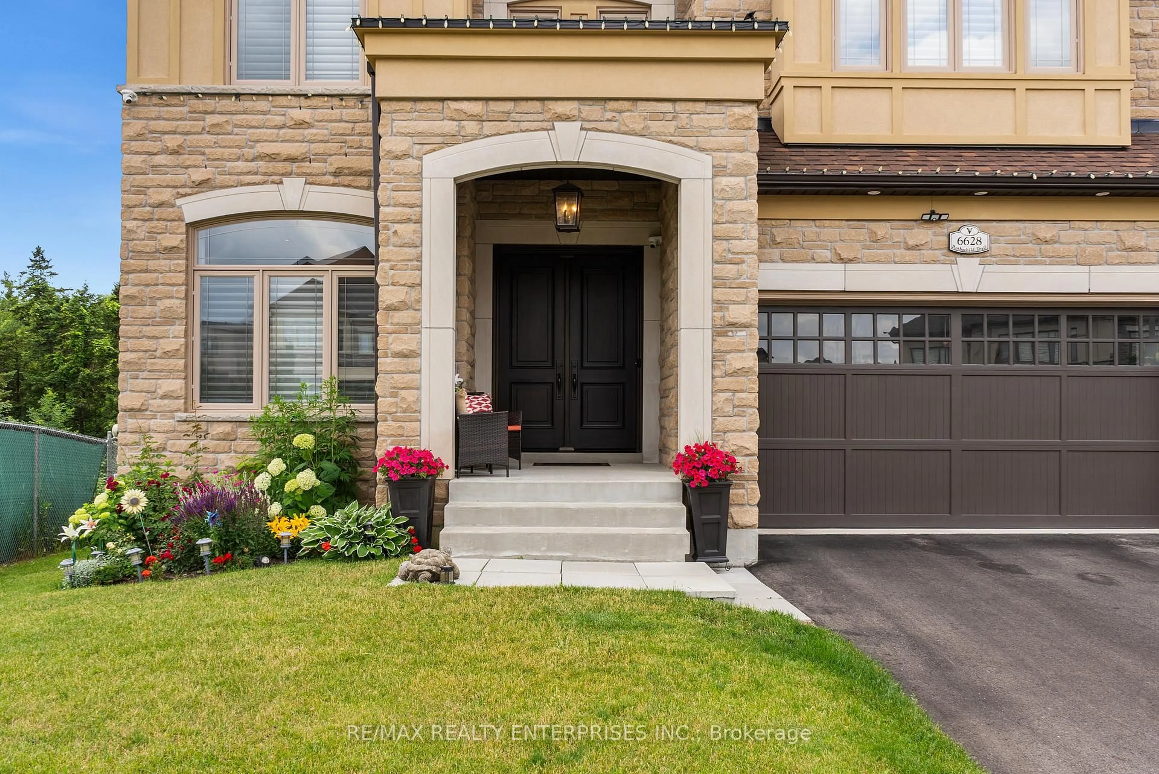 Home with brick exterior material, street for 6628 Rothschild Tr, Mississauga Ontario L5W 0A6