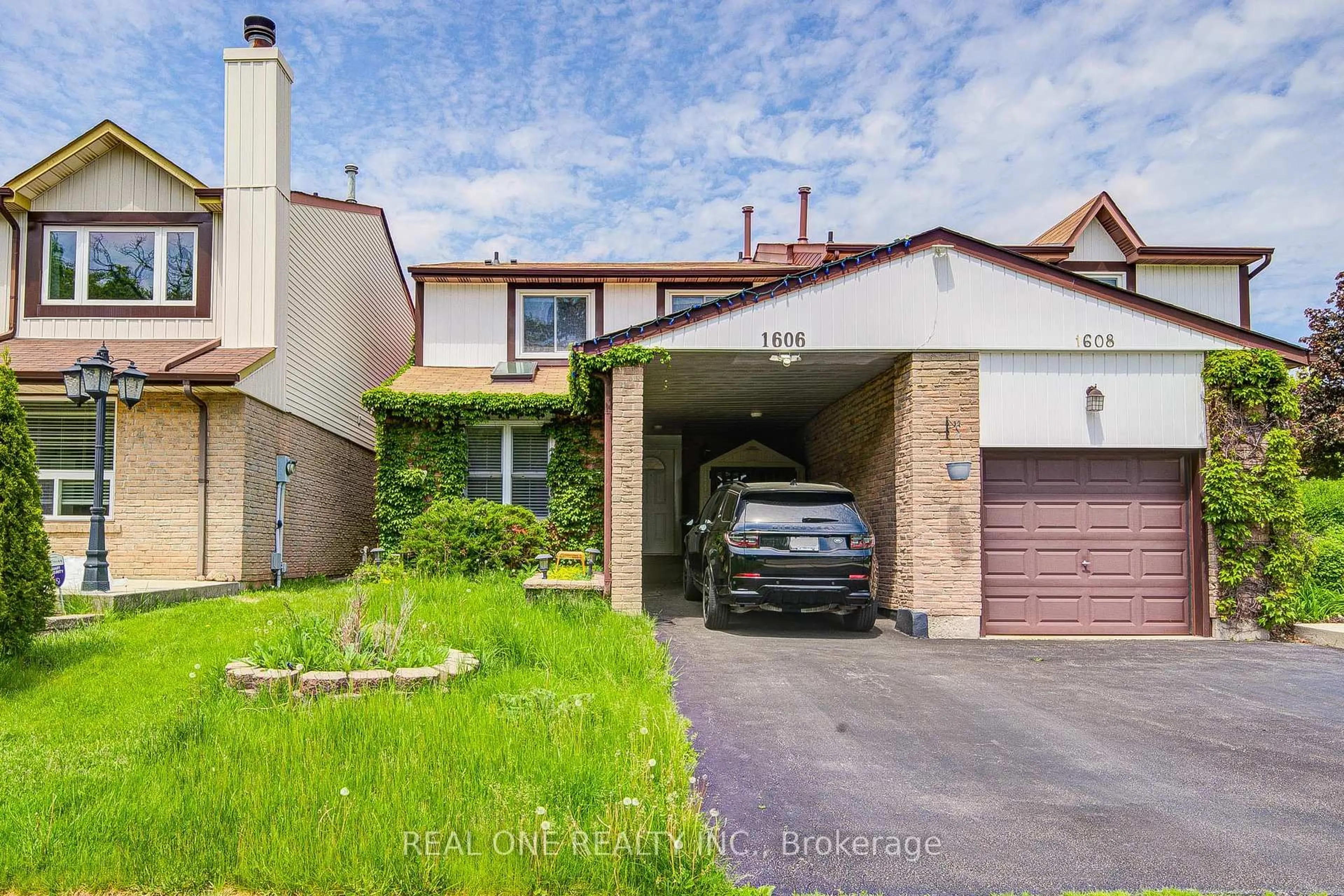 Unknown for 1606 Lancaster Dr #30, Oakville Ontario L6H 2Z6