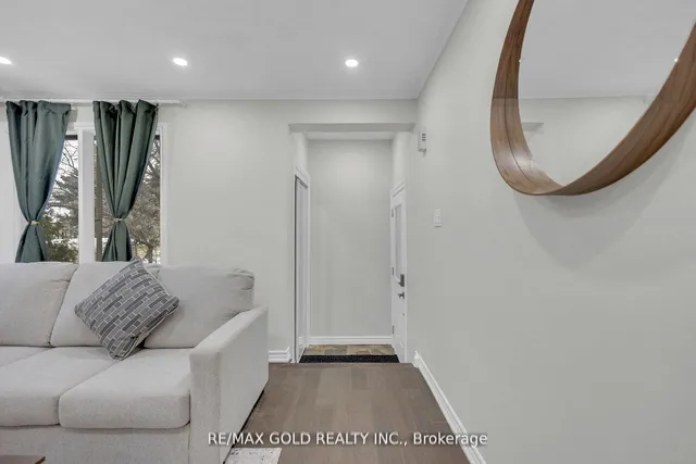 462 Samford Pl, Oakville 4