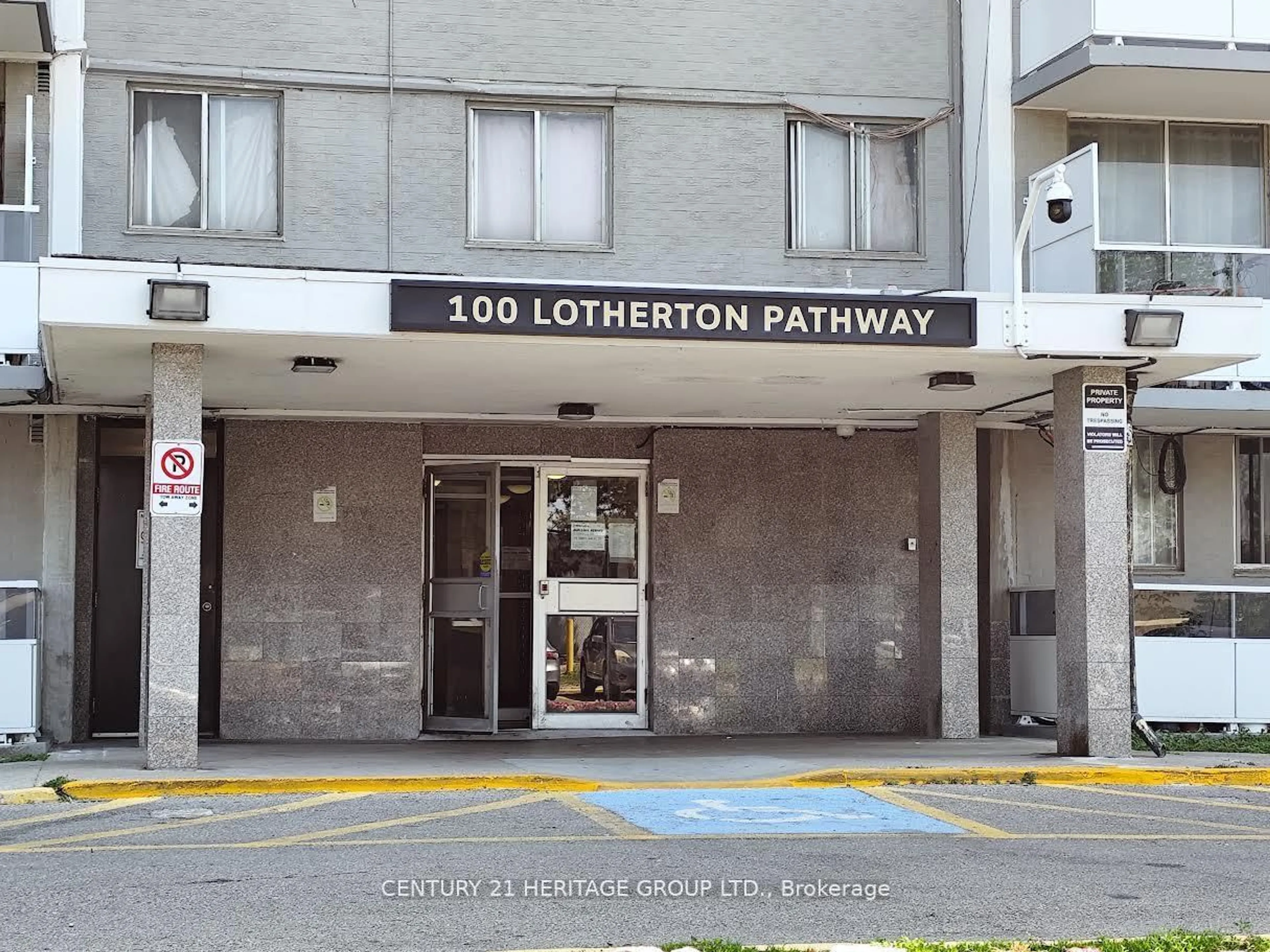 Lobby for 100 Lotherton Ptwy #612, Toronto Ontario M6B 2G8