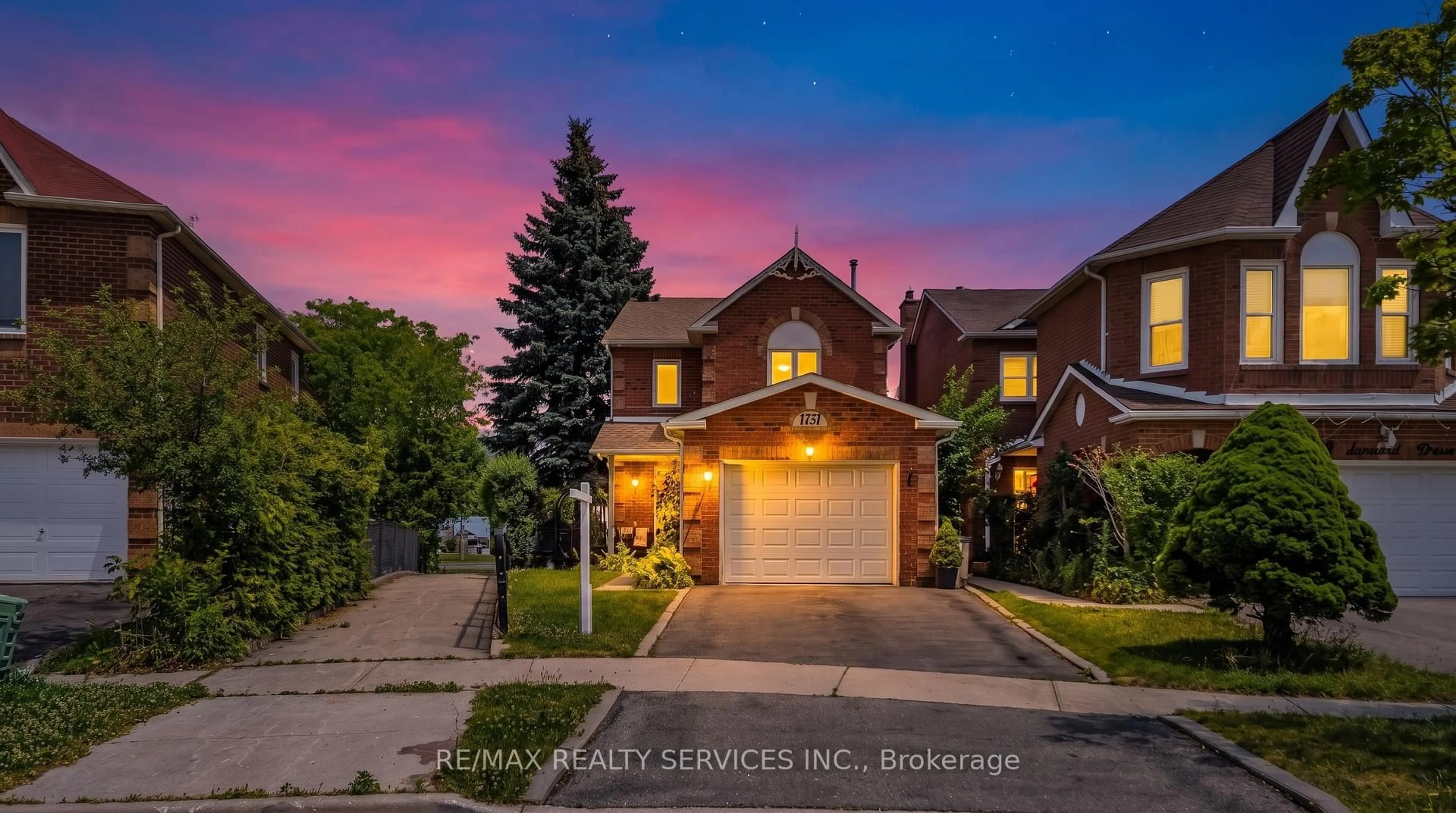 Home with brick exterior material, street for 76 Leeward Dr, Brampton Ontario L6S 5V8