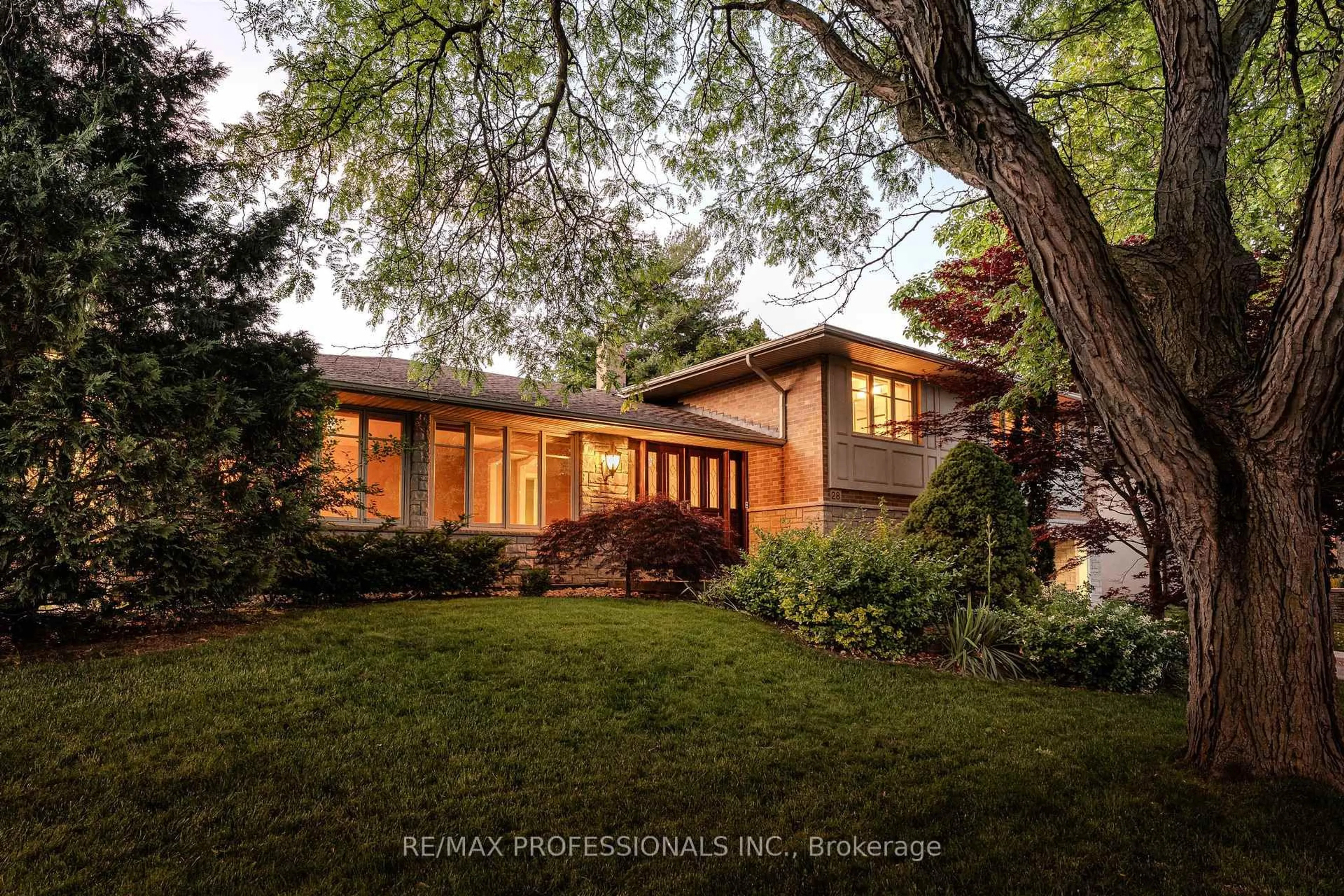 Home with brick exterior material, street for 28 Aylesbury Rd, Toronto Ontario M9A 2M5