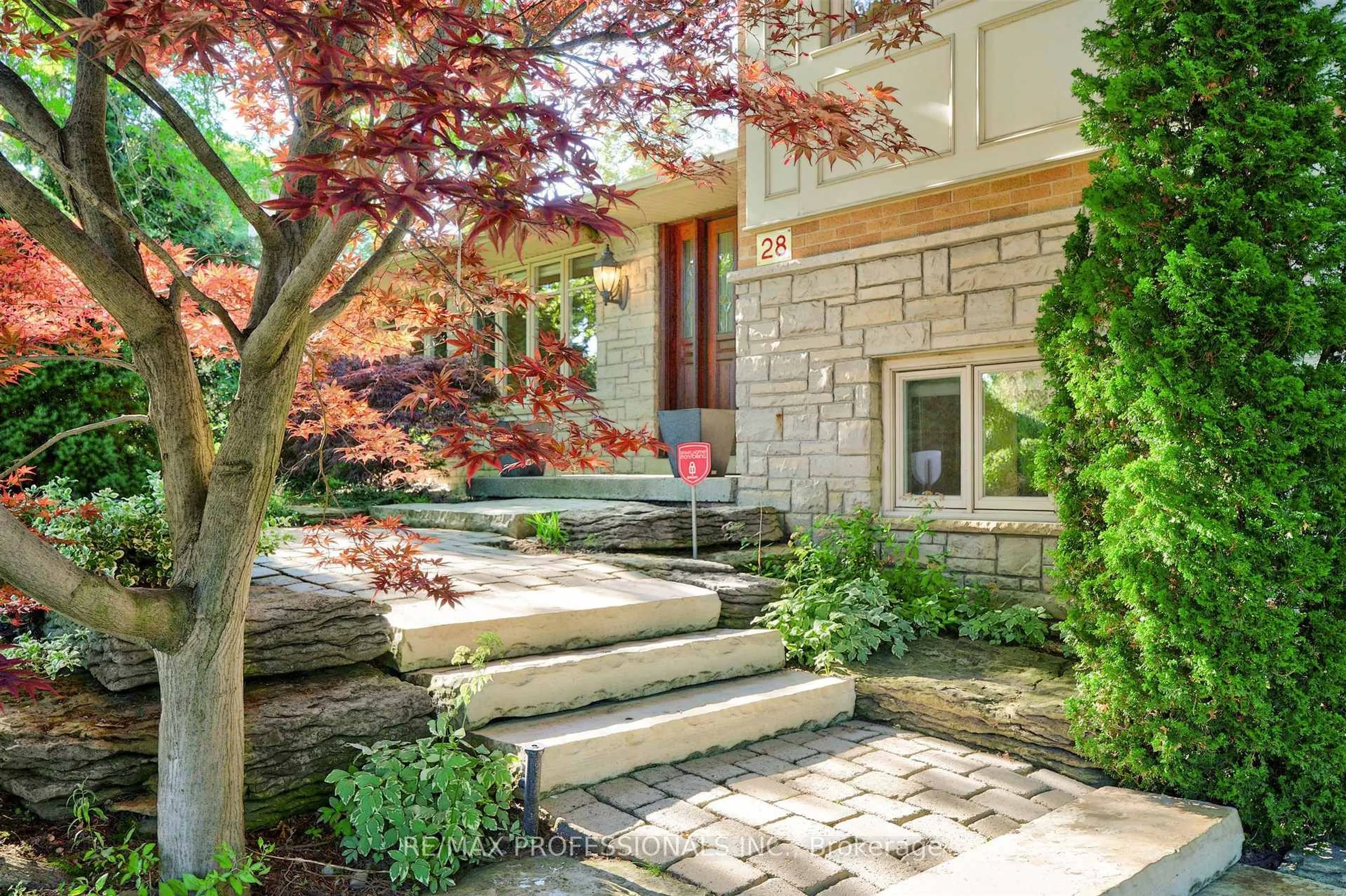 Unknown for 28 Aylesbury Rd, Toronto Ontario M9A 2M5