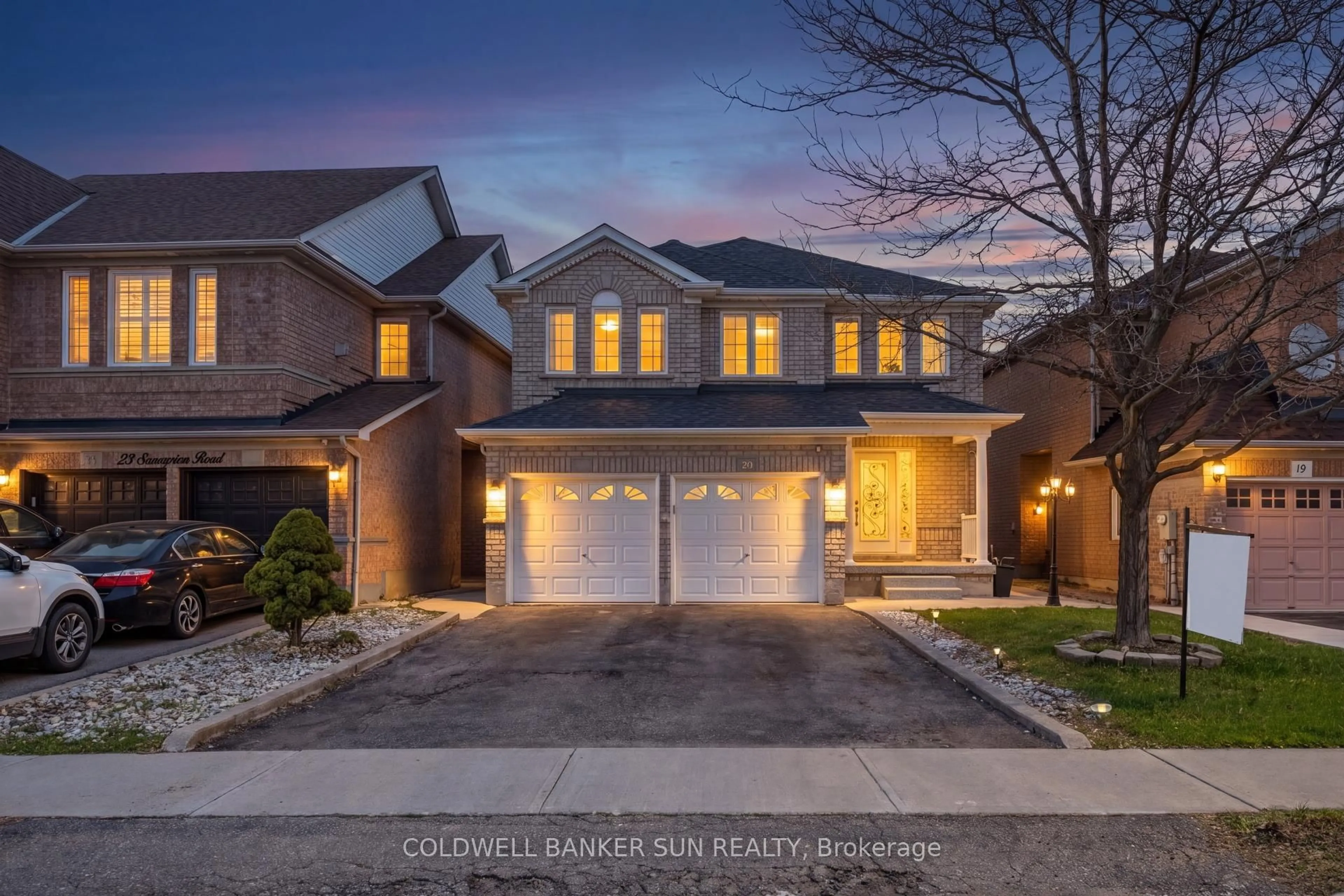 Home with brick exterior material, street for 21 Sunnyview Rd, Brampton Ontario L7A 3E4