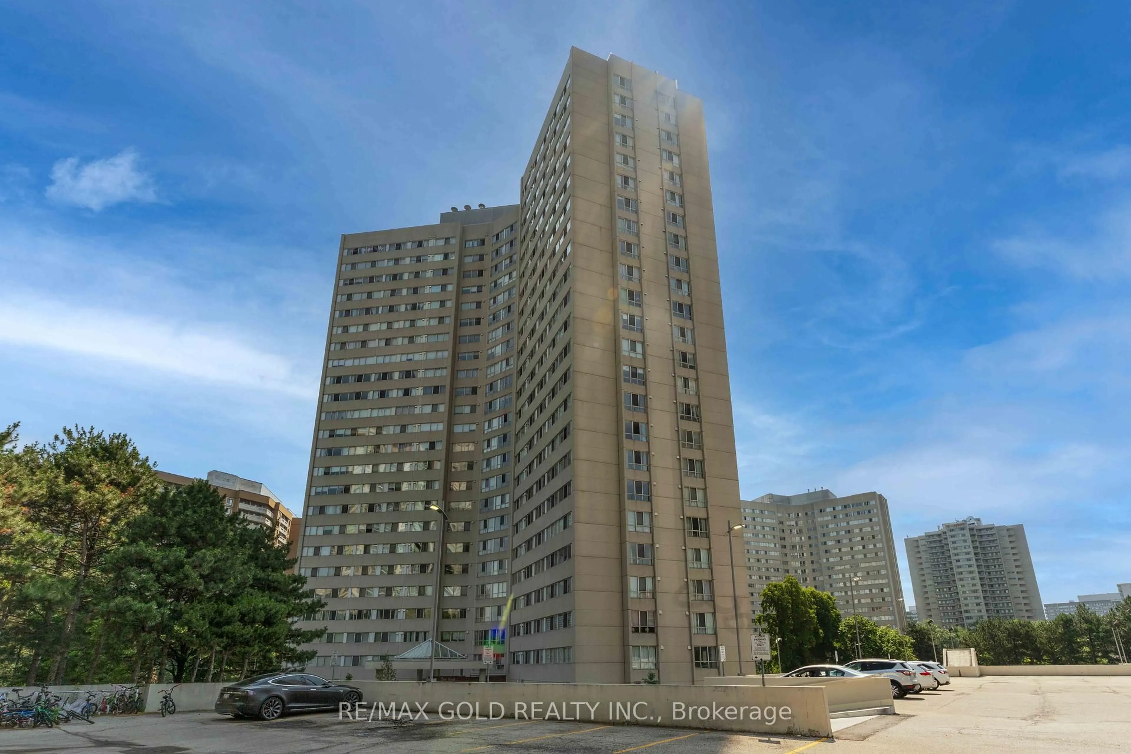 Unknown for 3700 Kaneff Cres #2101, Mississauga Ontario L5A 4B8