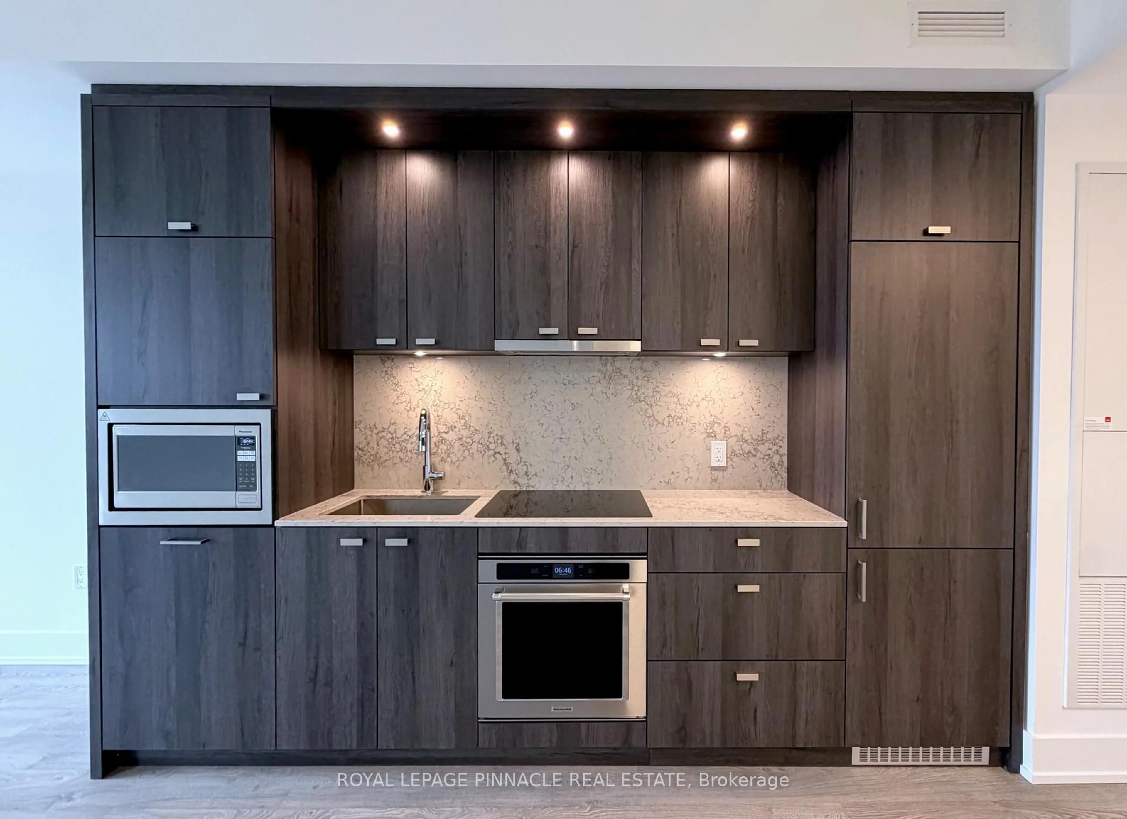 Contemporary kitchen, unknown for 858 Dupont St #444, Toronto Ontario M6G 0C1
