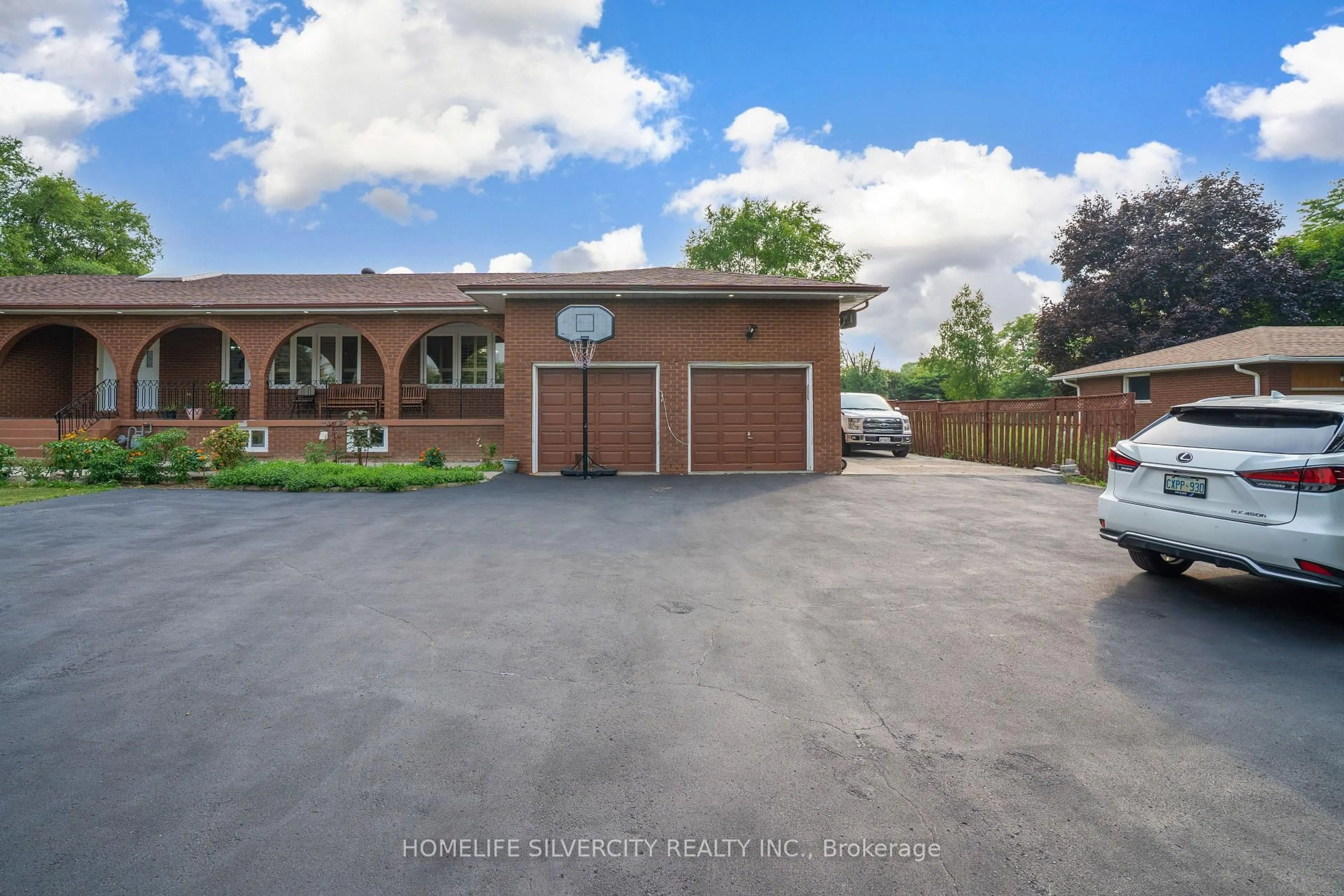 A pic from outside/outdoor area/front of a property/back of a property/a pic from drone, street for 8484 Winston Churchill Blvd, Halton Hills Ontario L0P 1K0