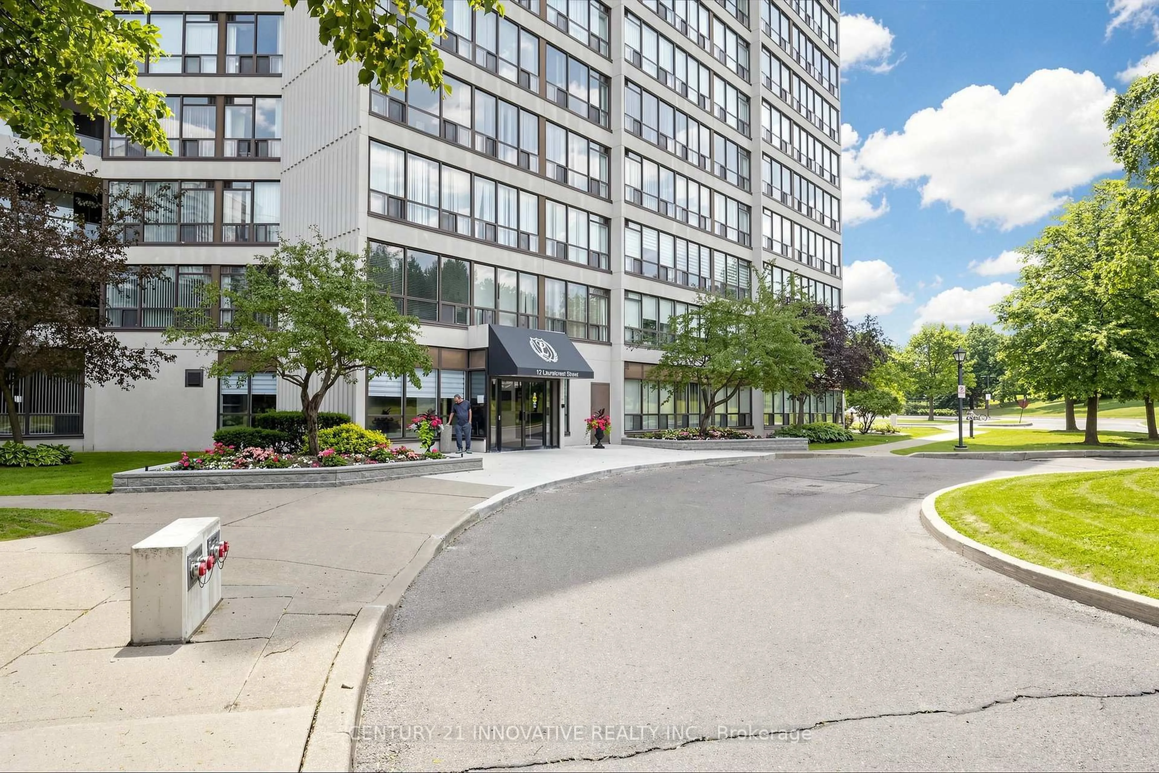 Unknown for 12 Laurelcrest St #912, Brampton Ontario L6S 5Y4