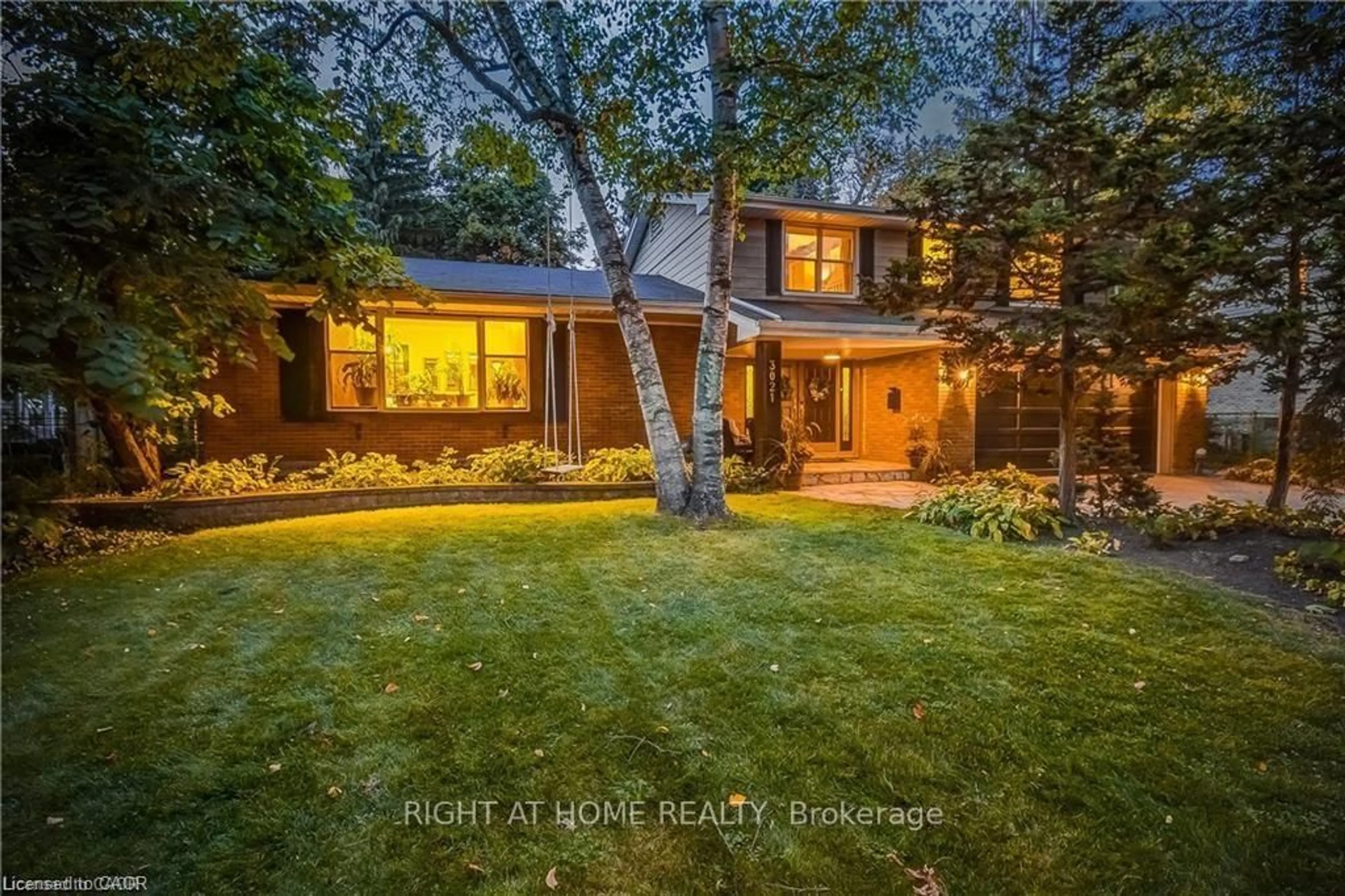 Unknown for 3021 Lakeshore Rd, Burlington Ontario L7N 1A2
