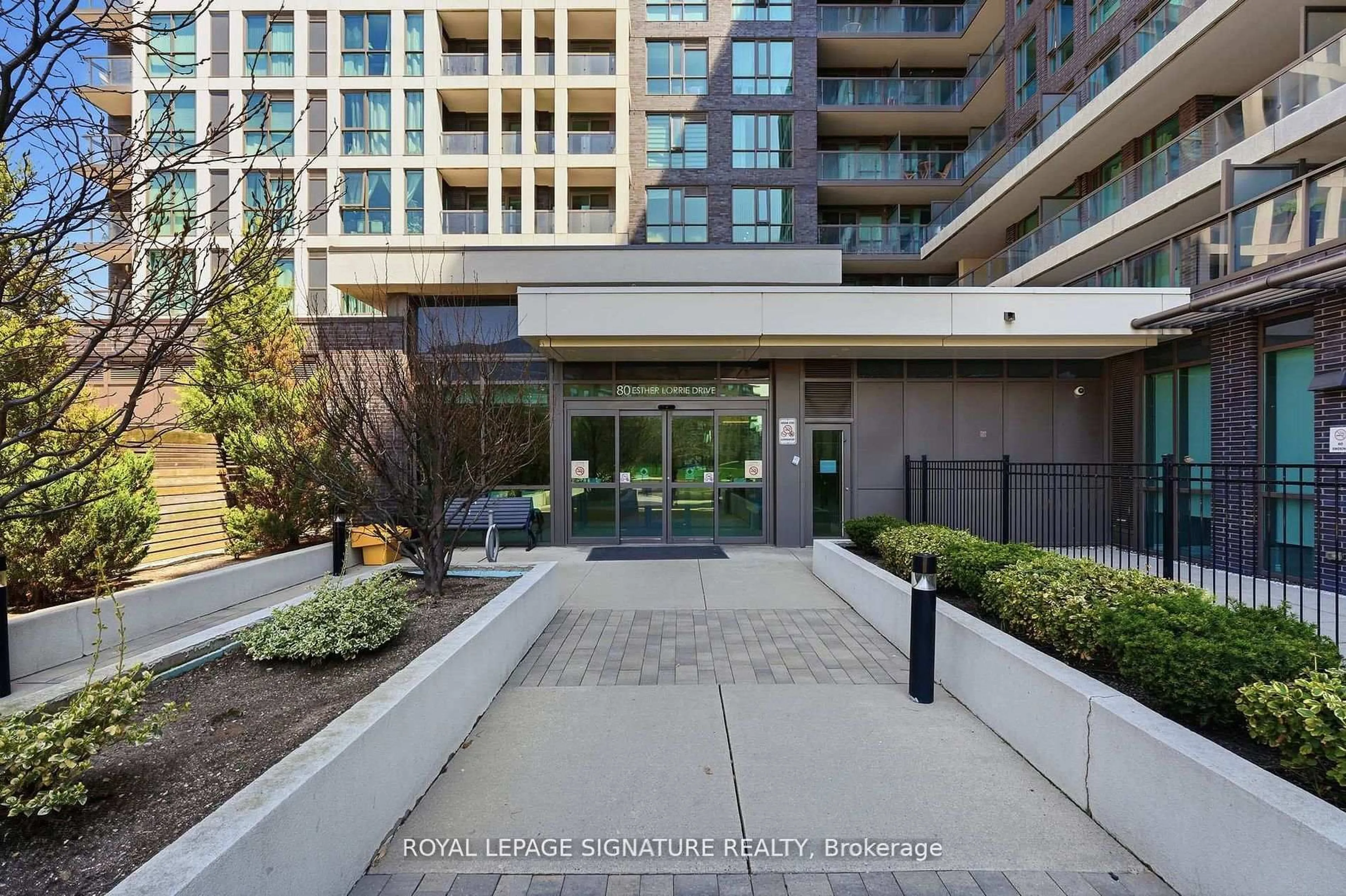 Indoor foyer for 80 Esther Lorrie Dr #1116, Toronto Ontario M9W 0C6