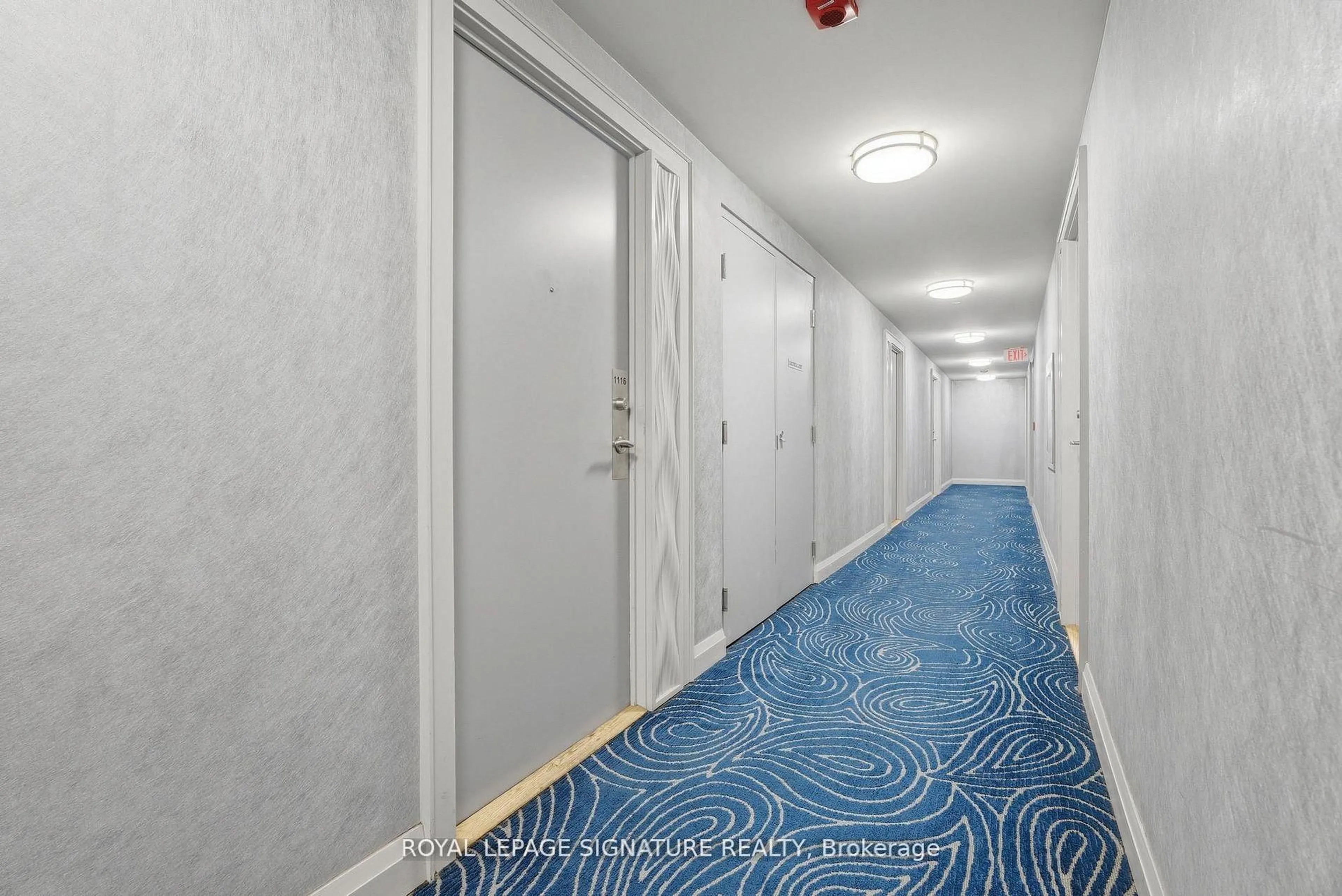 Indoor foyer for 80 Esther Lorrie Dr #1116, Toronto Ontario M9W 0C6