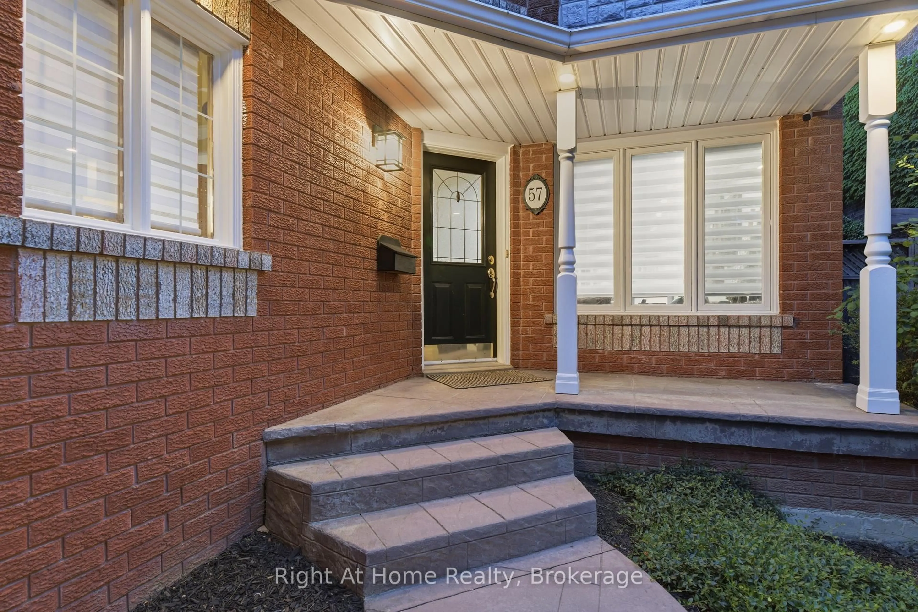 Unknown for 57 Lauchlin Cres, Halton Hills Ontario L7G 5R5