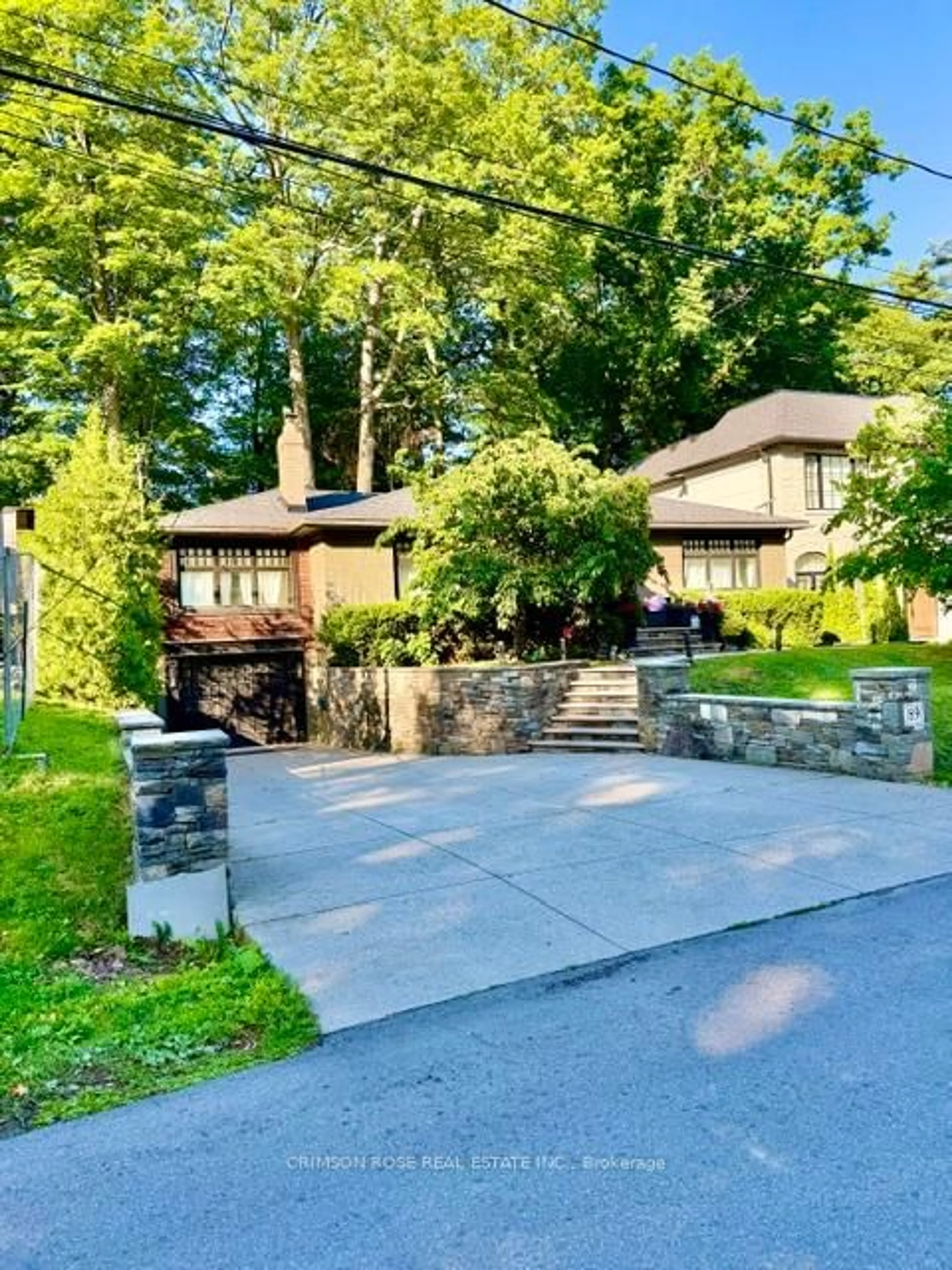 Unknown for 89 Holyrood Ave, Oakville Ontario L6K 2V4
